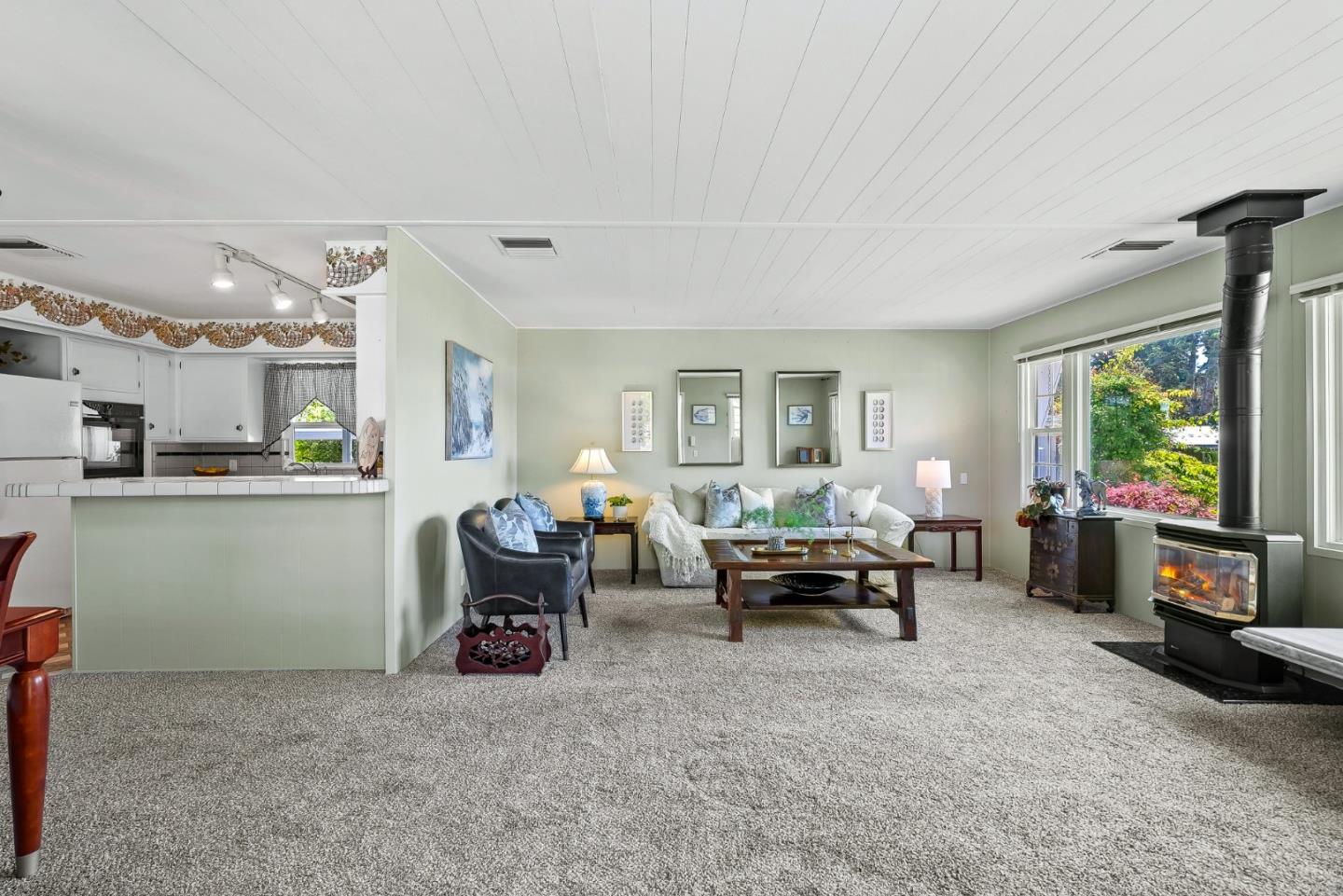 Detail Gallery Image 3 of 56 For 15 Oak Shadows Ln #15,  Aptos,  CA 95003 - 2 Beds | 2 Baths