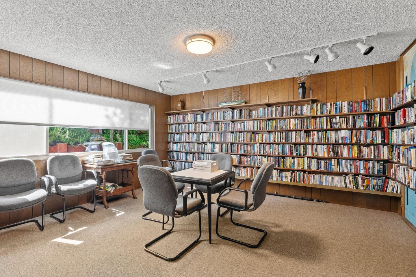 Detail Gallery Image 36 of 56 For 15 Oak Shadows Ln #15,  Aptos,  CA 95003 - 2 Beds | 2 Baths
