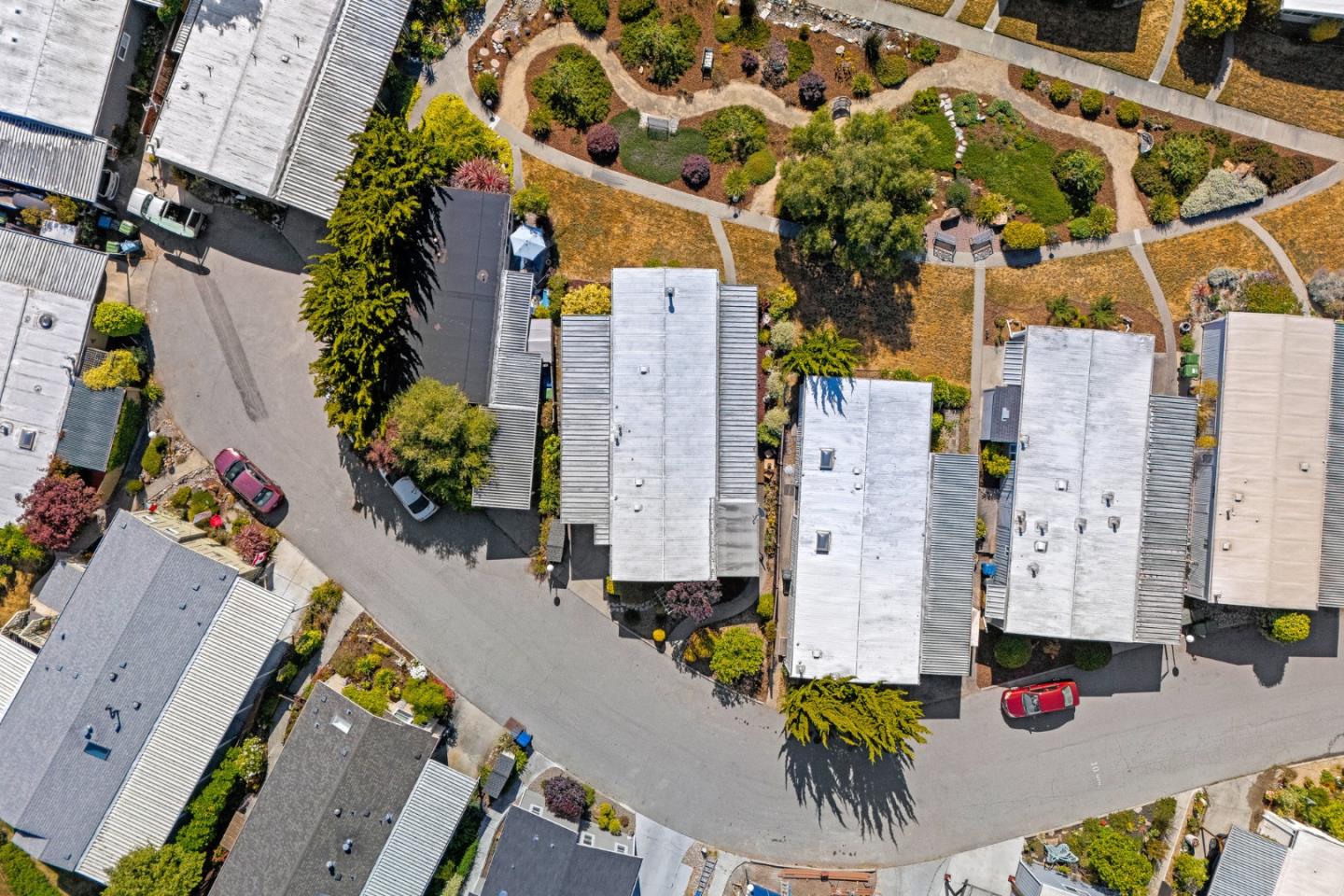 Detail Gallery Image 43 of 56 For 15 Oak Shadows Ln #15,  Aptos,  CA 95003 - 2 Beds | 2 Baths