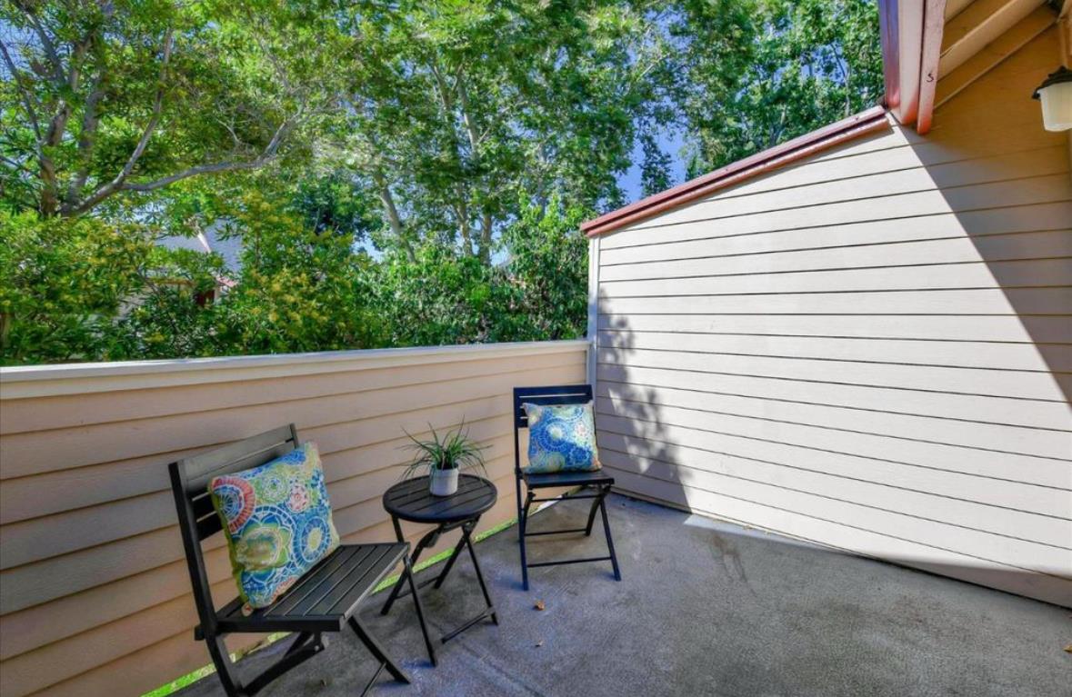 Detail Gallery Image 13 of 15 For 1038 Cedar Gables Dr, San Jose,  CA 95118 - 2 Beds | 2 Baths