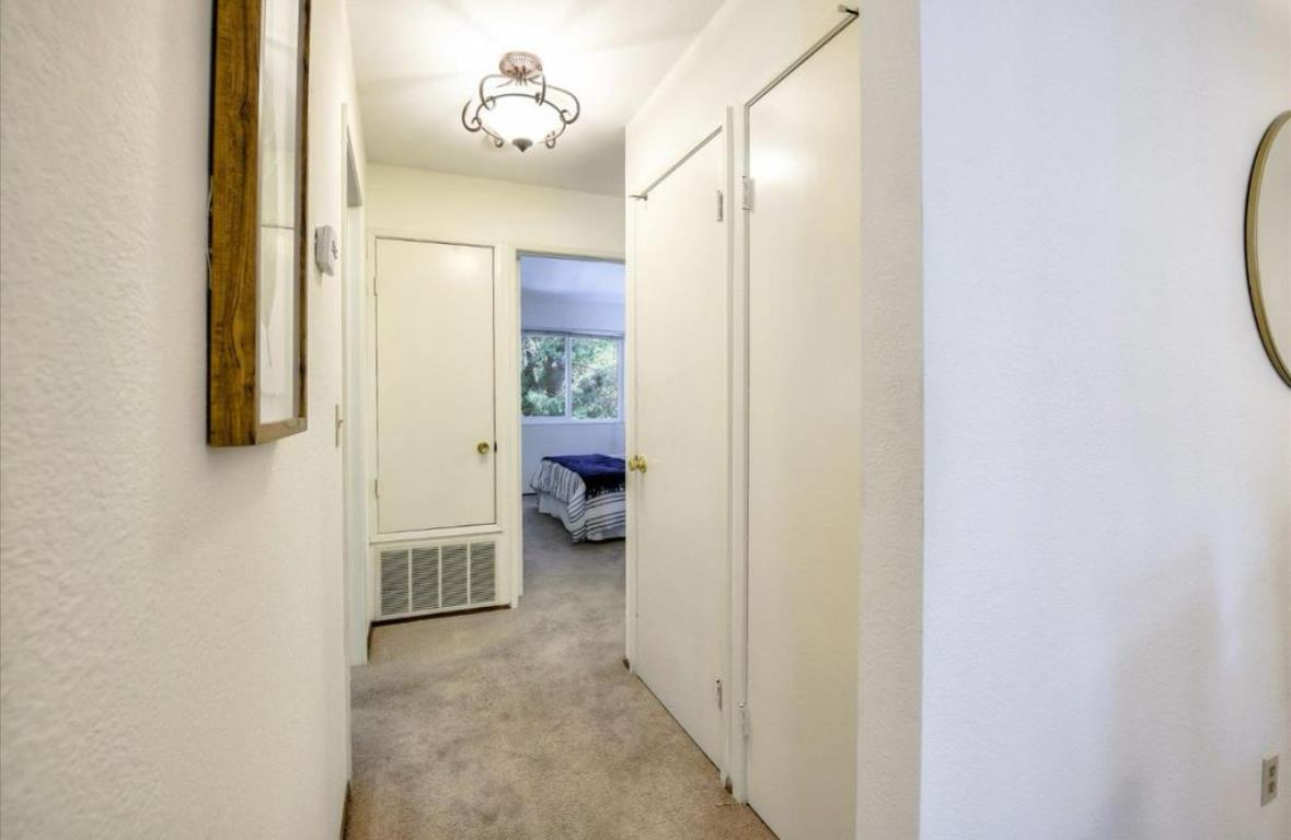 Detail Gallery Image 9 of 15 For 1038 Cedar Gables Dr, San Jose,  CA 95118 - 2 Beds | 2 Baths
