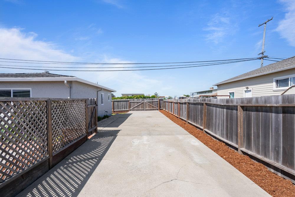 Detail Gallery Image 10 of 57 For 160 Napa St, Watsonville,  CA 95076 - 5 Beds | 2 Baths