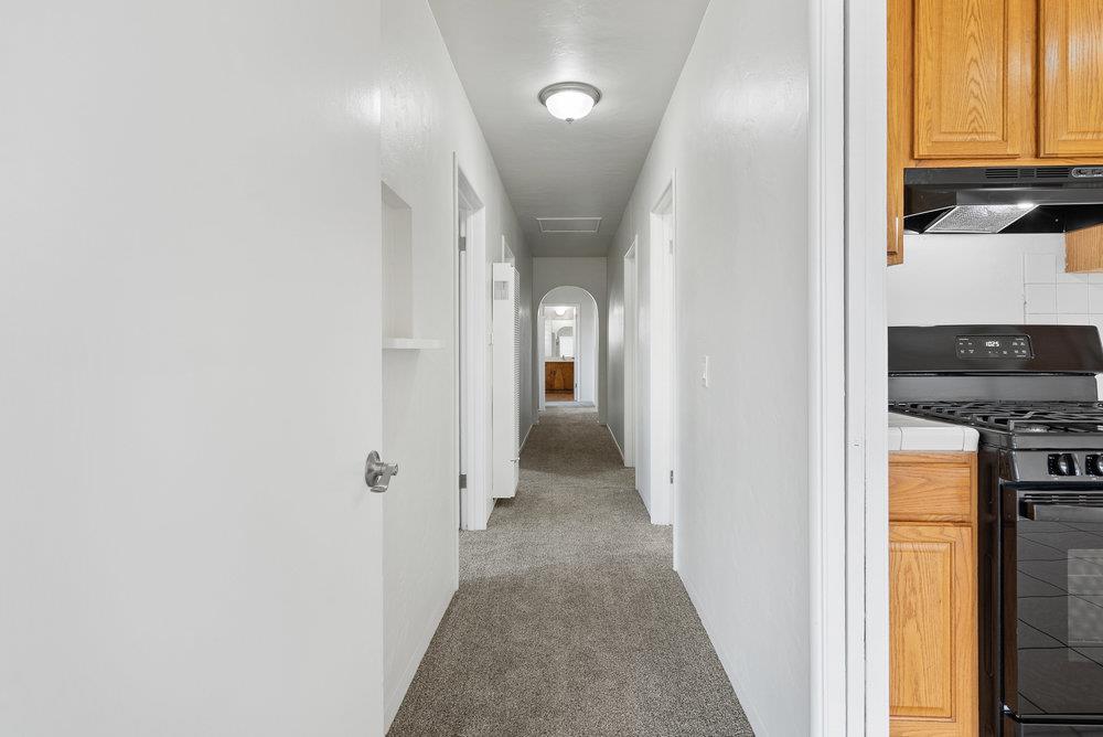 Detail Gallery Image 17 of 57 For 160 Napa St, Watsonville,  CA 95076 - 5 Beds | 2 Baths