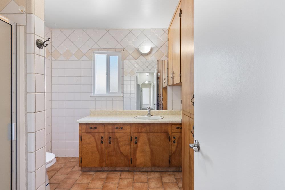 Detail Gallery Image 34 of 57 For 160 Napa St, Watsonville,  CA 95076 - 5 Beds | 2 Baths