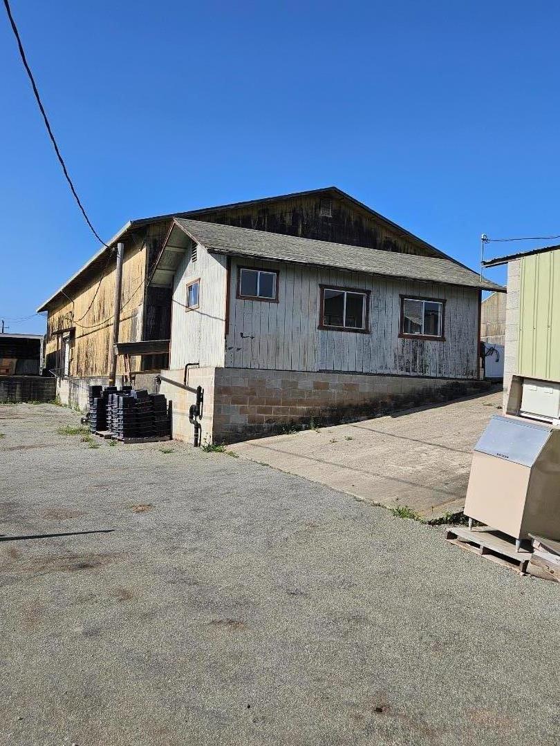Detail Gallery Image 4 of 10 For 1203 Buena Vista Dr, Watsonville,  CA 95076 - – Beds | – Baths