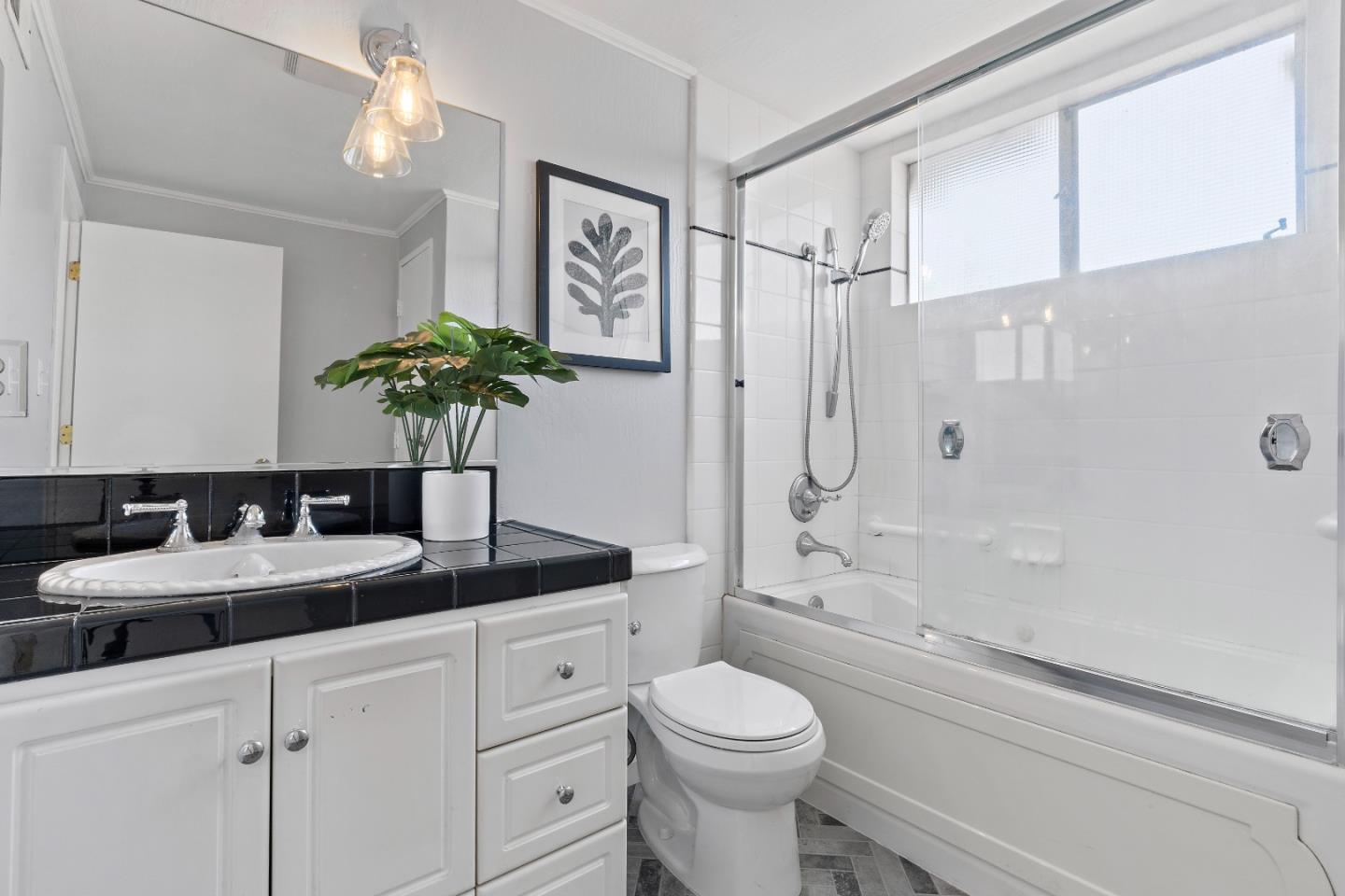 Detail Gallery Image 22 of 51 For 1960 Francis Ave, Santa Clara,  CA 95051 - 3 Beds | 2/1 Baths