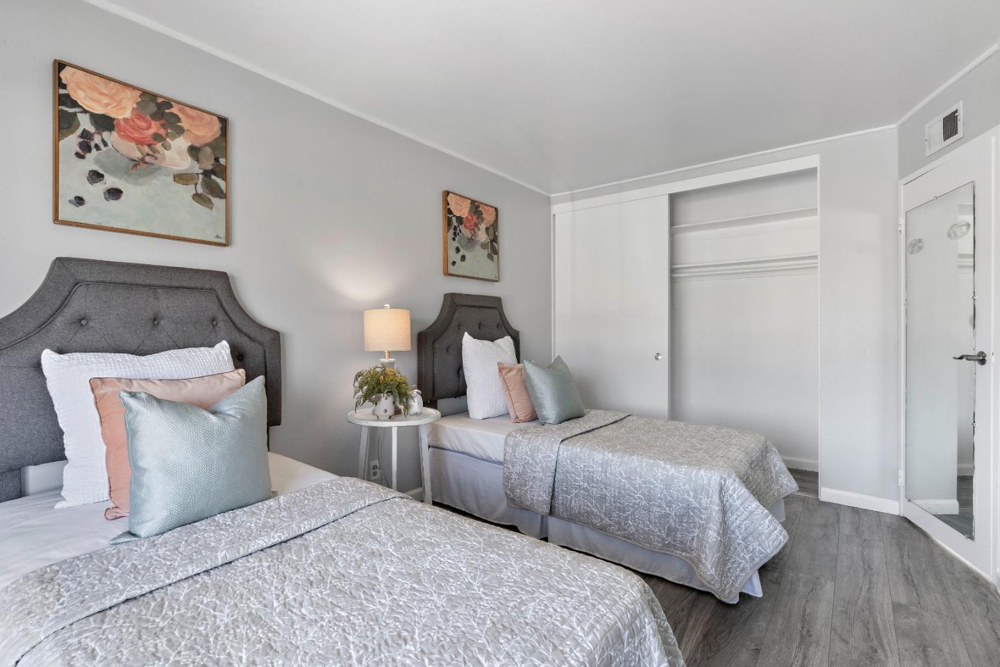 Detail Gallery Image 25 of 51 For 1960 Francis Ave, Santa Clara,  CA 95051 - 3 Beds | 2/1 Baths