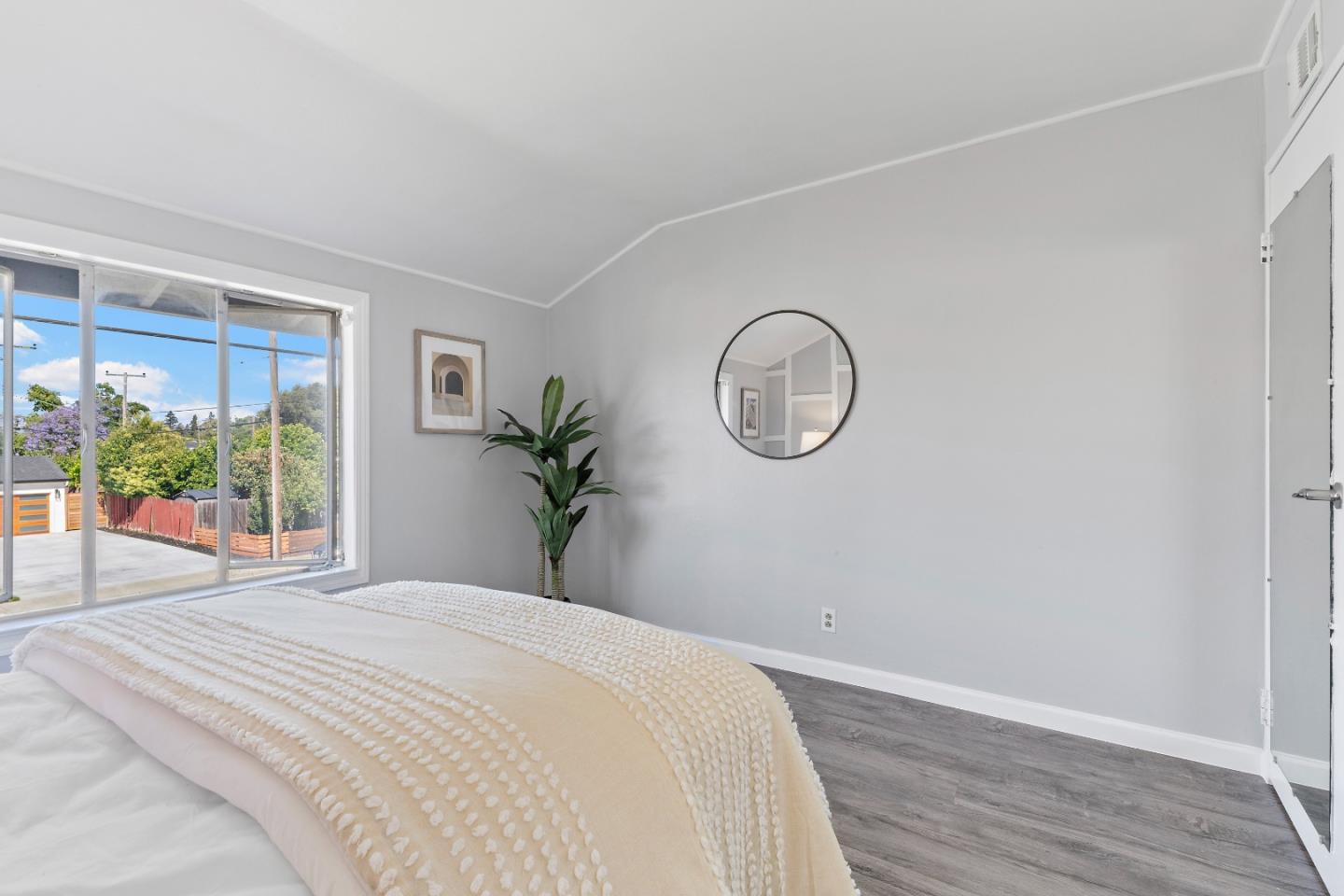 Detail Gallery Image 28 of 51 For 1960 Francis Ave, Santa Clara,  CA 95051 - 3 Beds | 2/1 Baths
