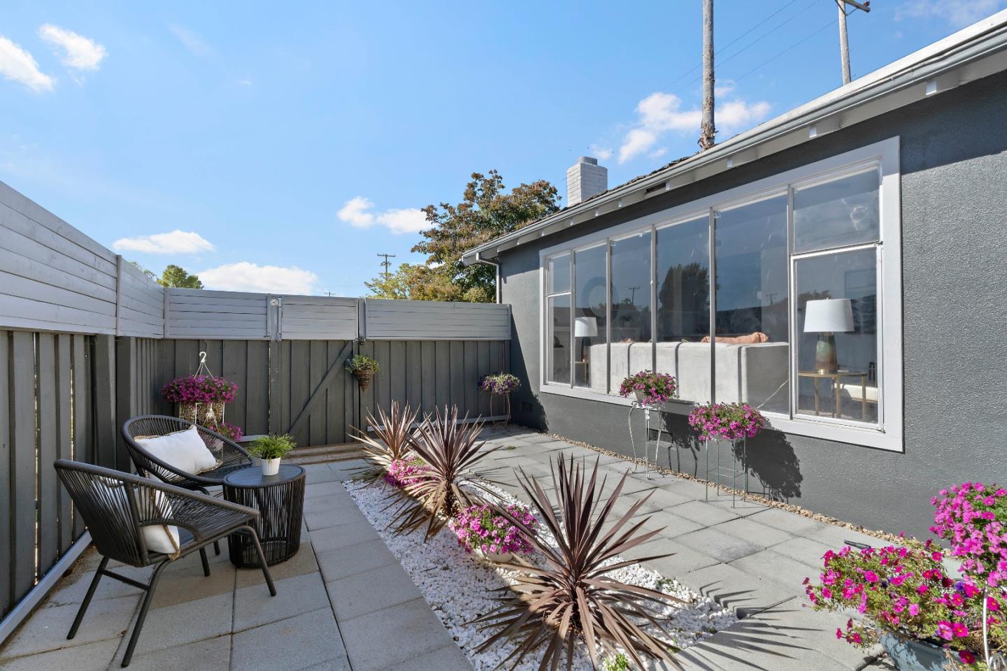 Detail Gallery Image 39 of 51 For 1960 Francis Ave, Santa Clara,  CA 95051 - 3 Beds | 2/1 Baths