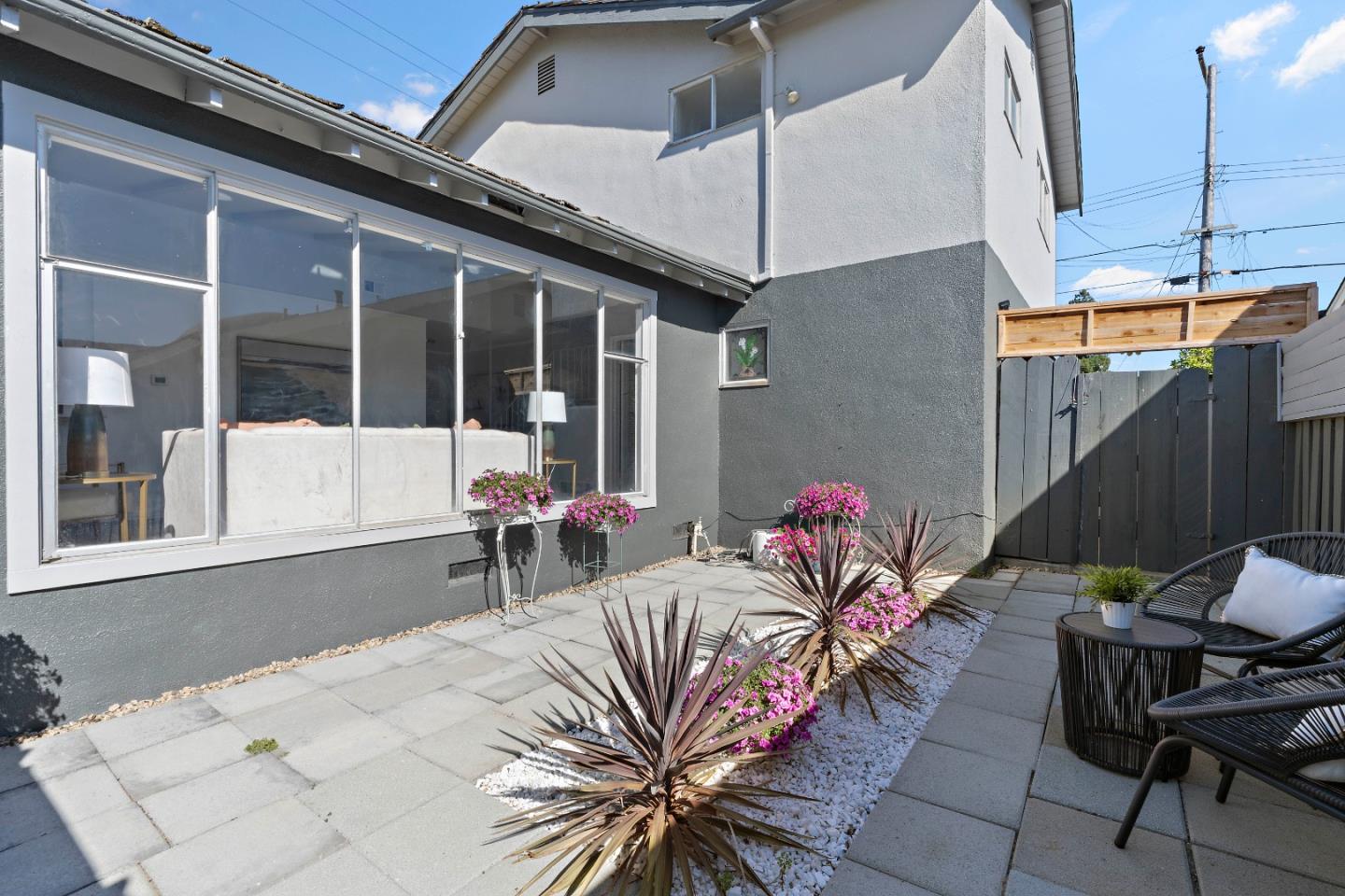 Detail Gallery Image 41 of 51 For 1960 Francis Ave, Santa Clara,  CA 95051 - 3 Beds | 2/1 Baths