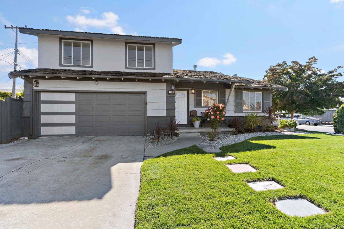 Detail Gallery Image 5 of 51 For 1960 Francis Ave, Santa Clara,  CA 95051 - 3 Beds | 2/1 Baths