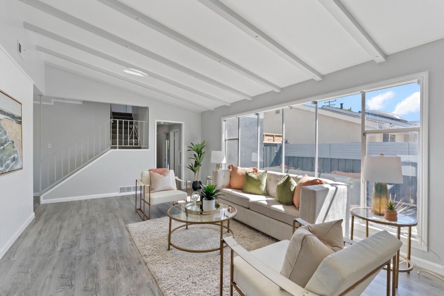 Detail Gallery Image 8 of 51 For 1960 Francis Ave, Santa Clara,  CA 95051 - 3 Beds | 2/1 Baths