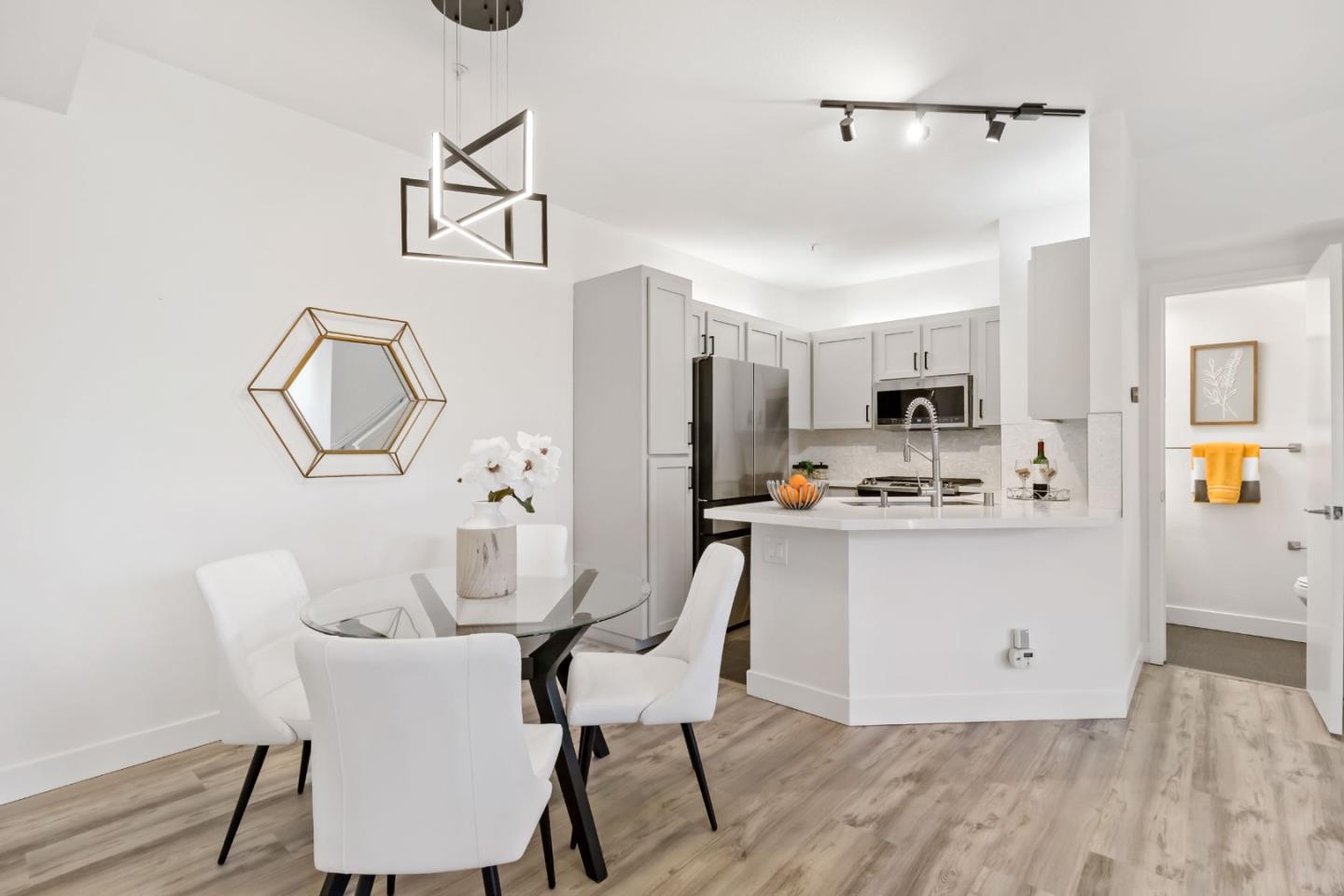 Detail Gallery Image 20 of 49 For 1031 Niguel Ln, San Jose,  CA 95138 - 1 Beds | 1/1 Baths