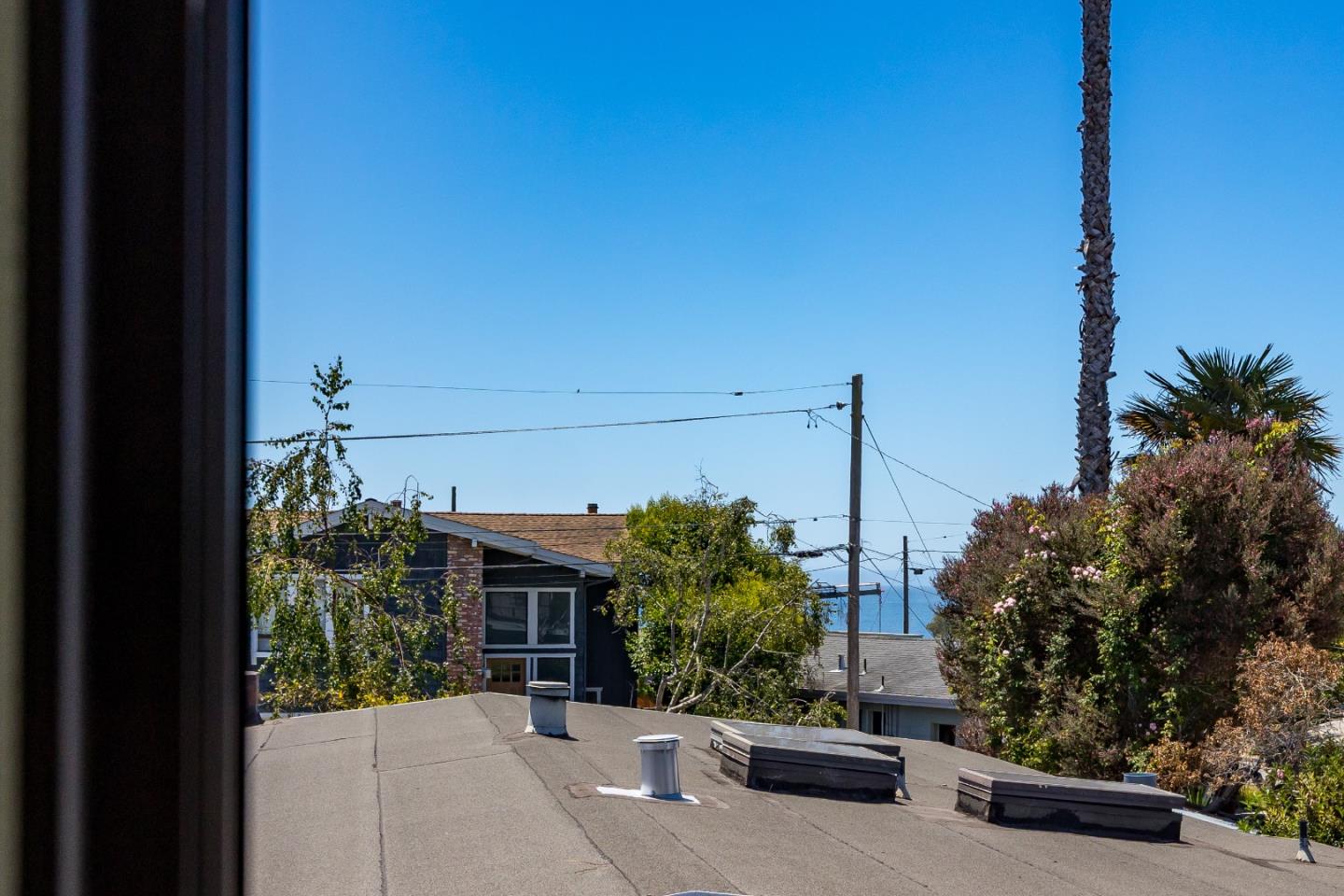Detail Gallery Image 35 of 52 For 417 Seacliff Dr, Aptos,  CA 95003 - 2 Beds | 2 Baths