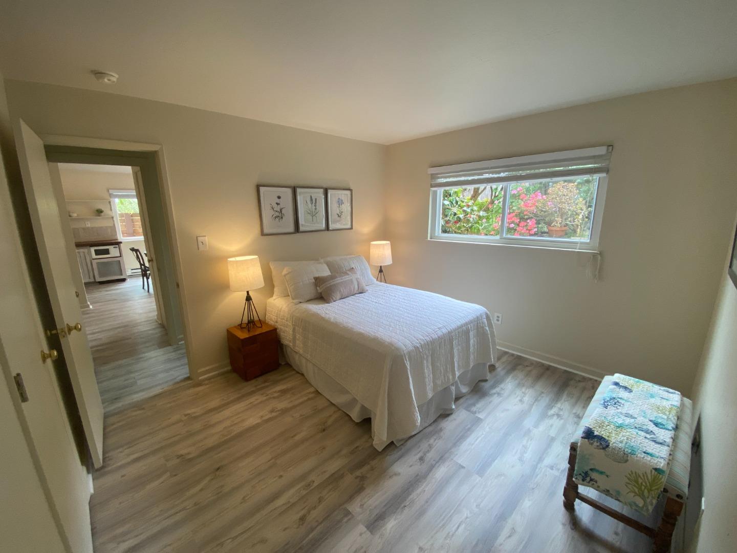 Detail Gallery Image 16 of 31 For 847 San Ramon Ave, Moss Beach,  CA 94038 - 4 Beds | 3 Baths