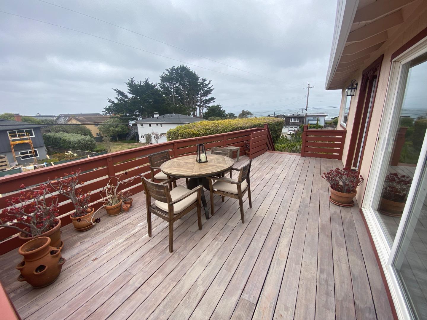 Detail Gallery Image 24 of 31 For 847 San Ramon Ave, Moss Beach,  CA 94038 - 4 Beds | 3 Baths