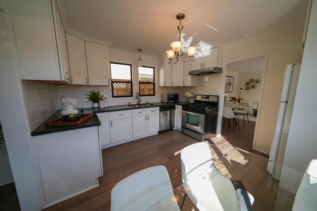 Detail Gallery Image 7 of 20 For 1308 Oxford St, Redwood City,  CA 94061 - 2 Beds | 2 Baths