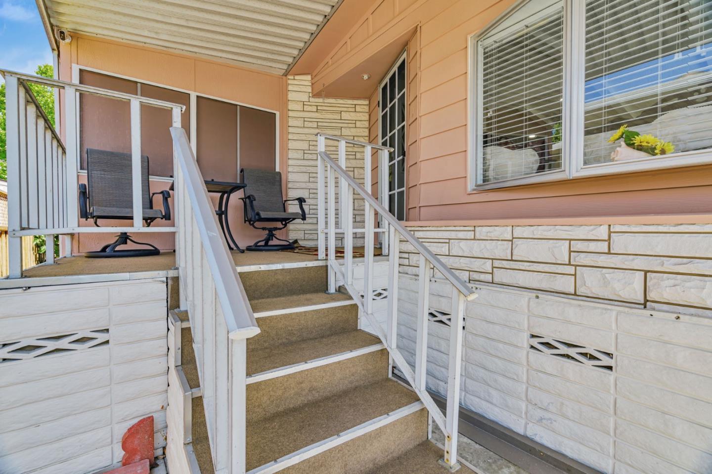 Detail Gallery Image 5 of 42 For 1111 Morse Ave #36,  Sunnyvale,  CA 94089 - 2 Beds | 2 Baths