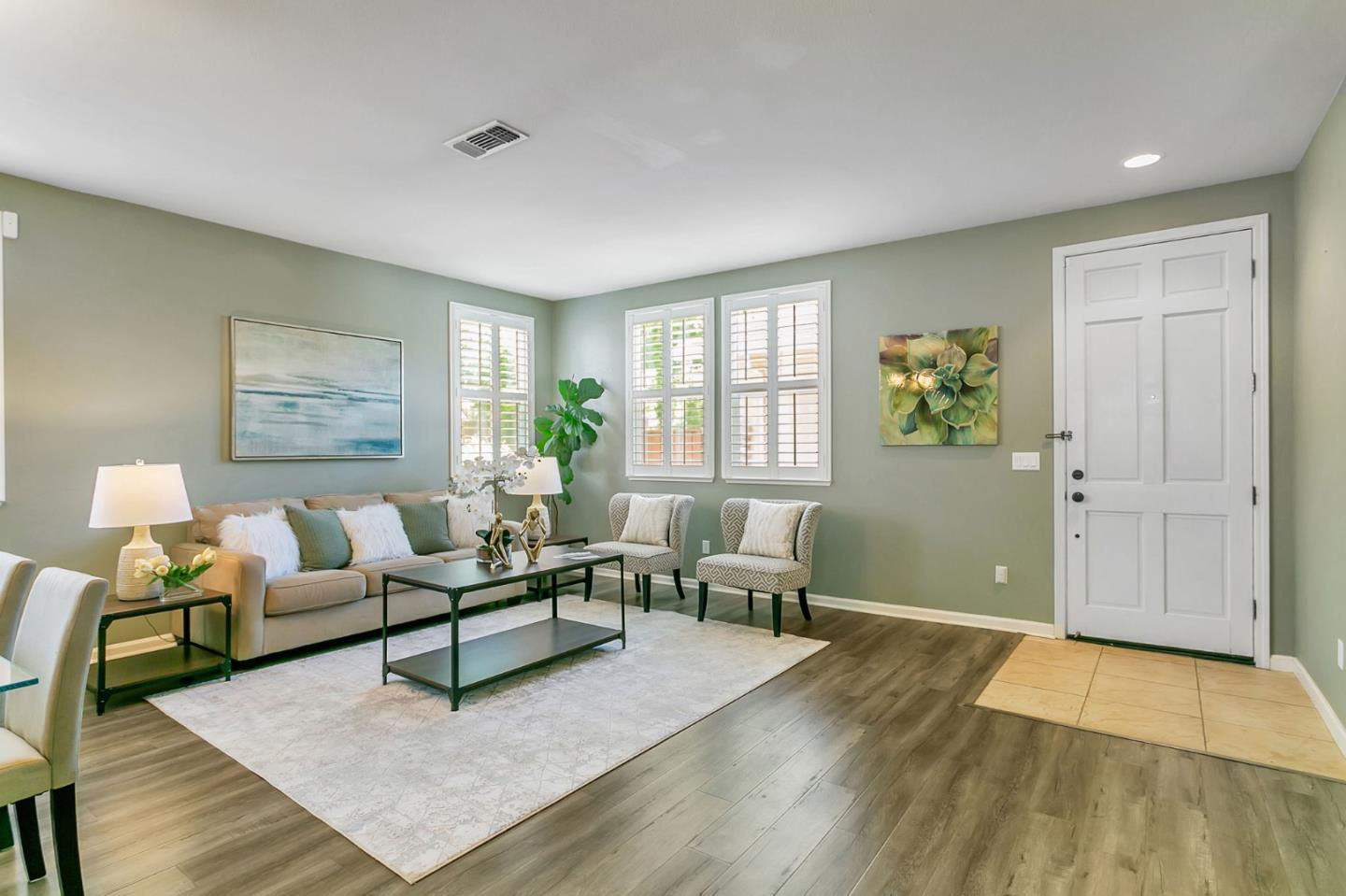 Detail Gallery Image 7 of 41 For 685 E Central Ave, Morgan Hill,  CA 95037 - 4 Beds | 2/1 Baths