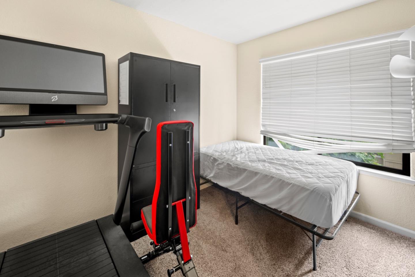Detail Gallery Image 12 of 20 For 820 Casanova Ave #69,  Monterey,  CA 93940 - 2 Beds | 1 Baths