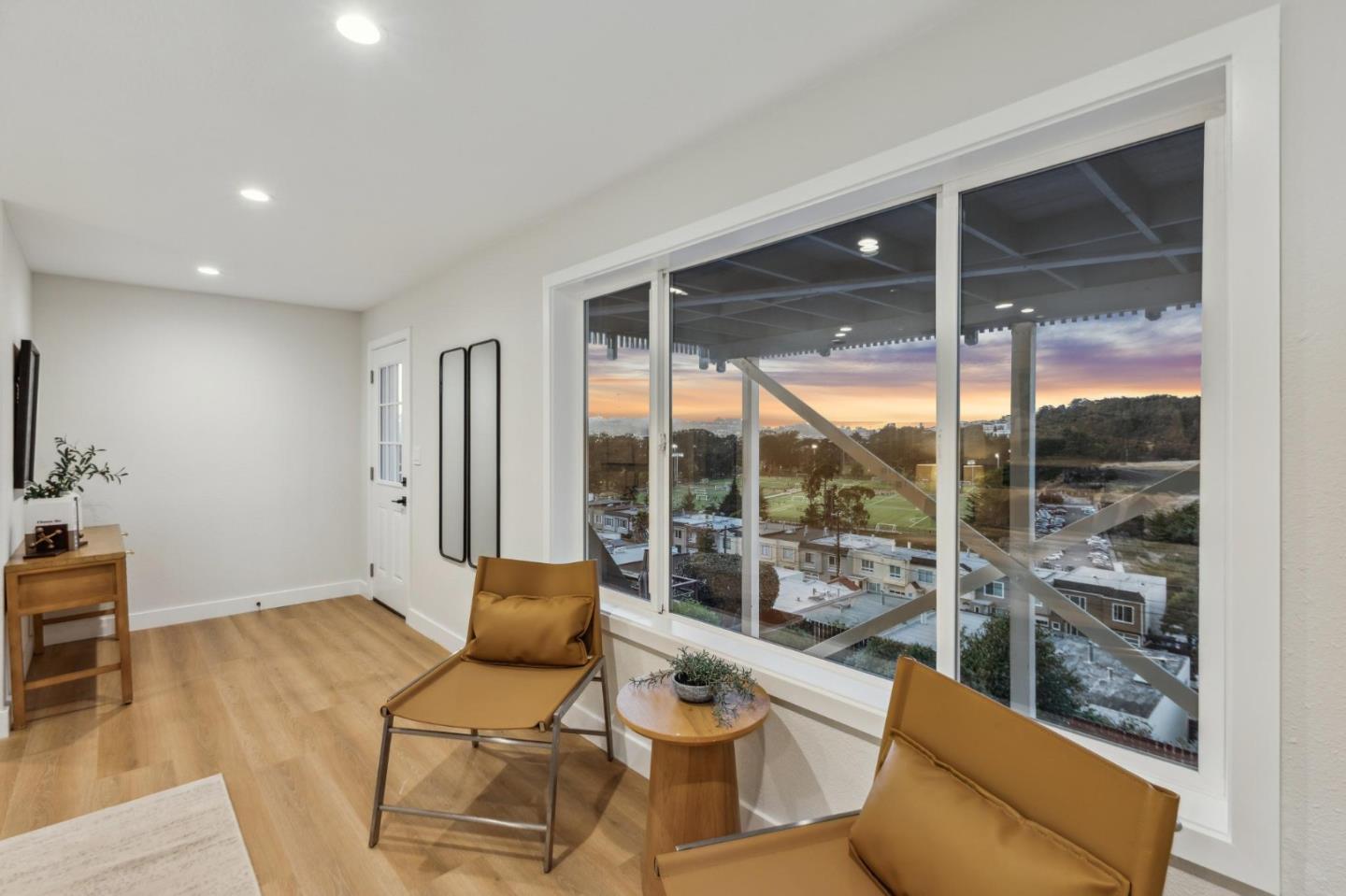Detail Gallery Image 103 of 130 For 22 Chicago Way, San Francisco,  CA 94112 - 3 Beds | 2 Baths