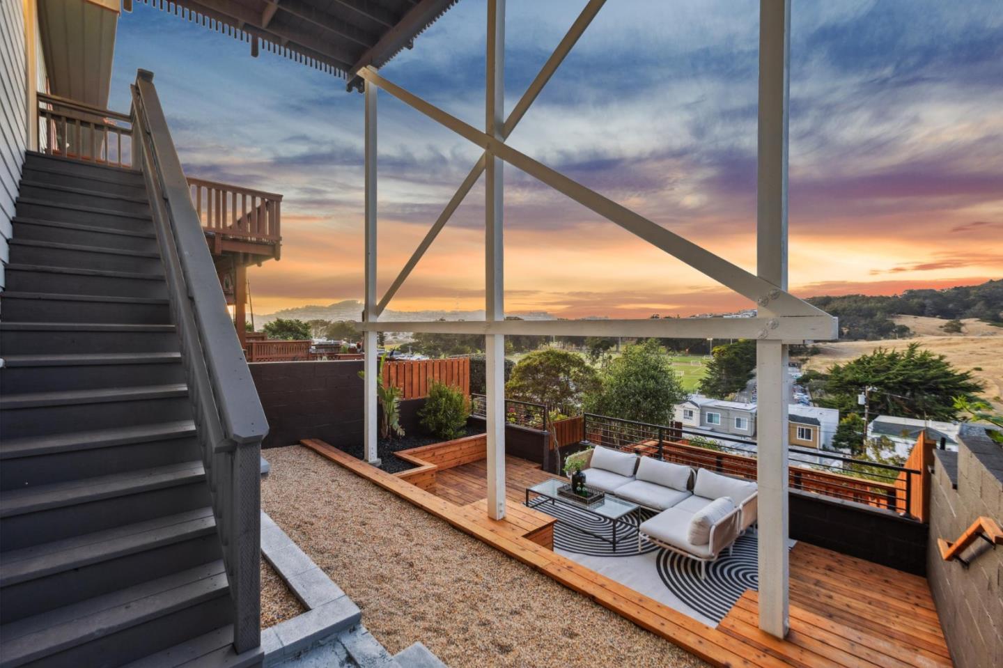 Detail Gallery Image 105 of 130 For 22 Chicago Way, San Francisco,  CA 94112 - 3 Beds | 2 Baths