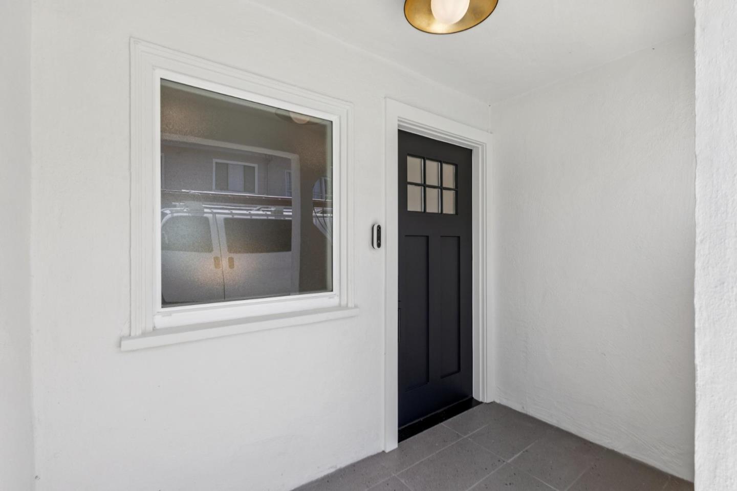 Detail Gallery Image 11 of 130 For 22 Chicago Way, San Francisco,  CA 94112 - 3 Beds | 2 Baths