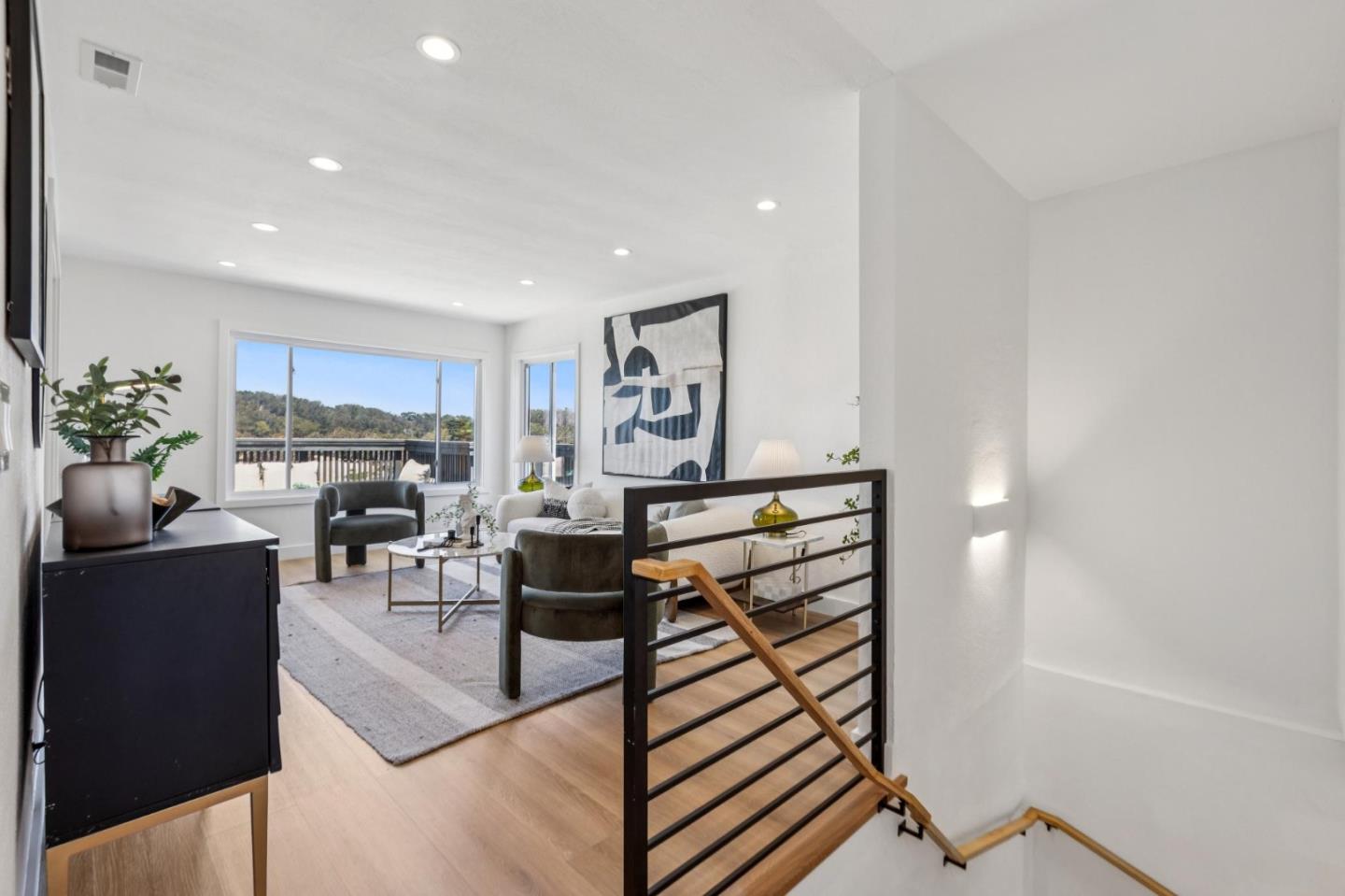 Detail Gallery Image 16 of 130 For 22 Chicago Way, San Francisco,  CA 94112 - 3 Beds | 2 Baths