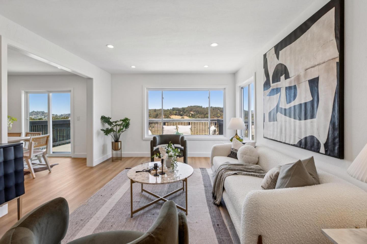 Detail Gallery Image 19 of 130 For 22 Chicago Way, San Francisco,  CA 94112 - 3 Beds | 2 Baths