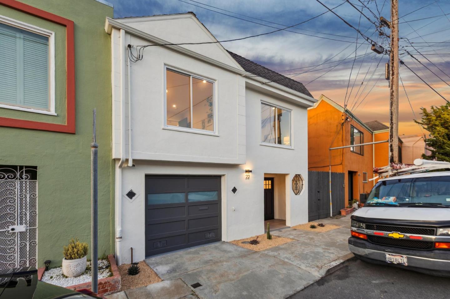 Detail Gallery Image 5 of 130 For 22 Chicago Way, San Francisco,  CA 94112 - 3 Beds | 2 Baths