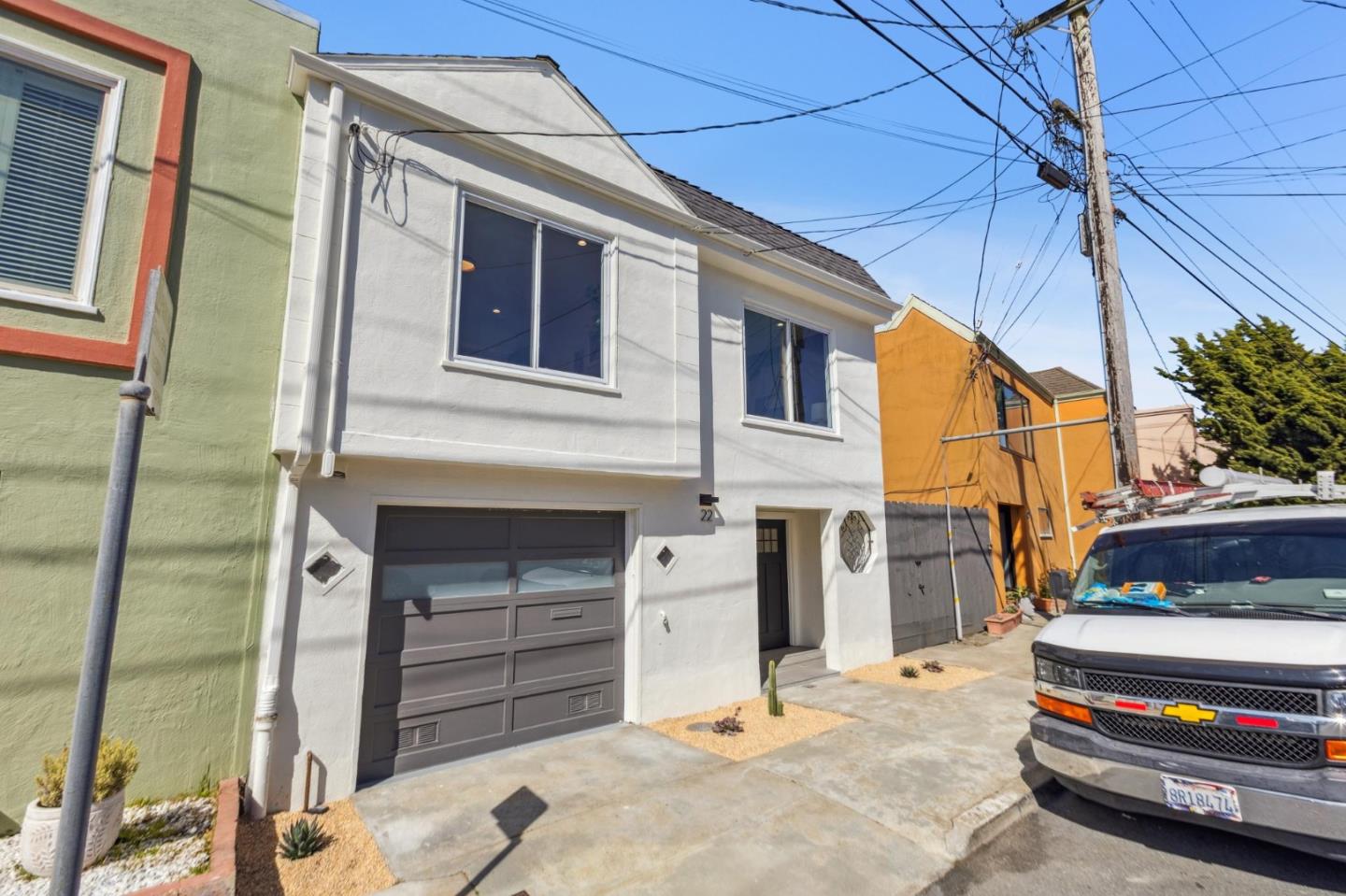 Detail Gallery Image 6 of 130 For 22 Chicago Way, San Francisco,  CA 94112 - 3 Beds | 2 Baths