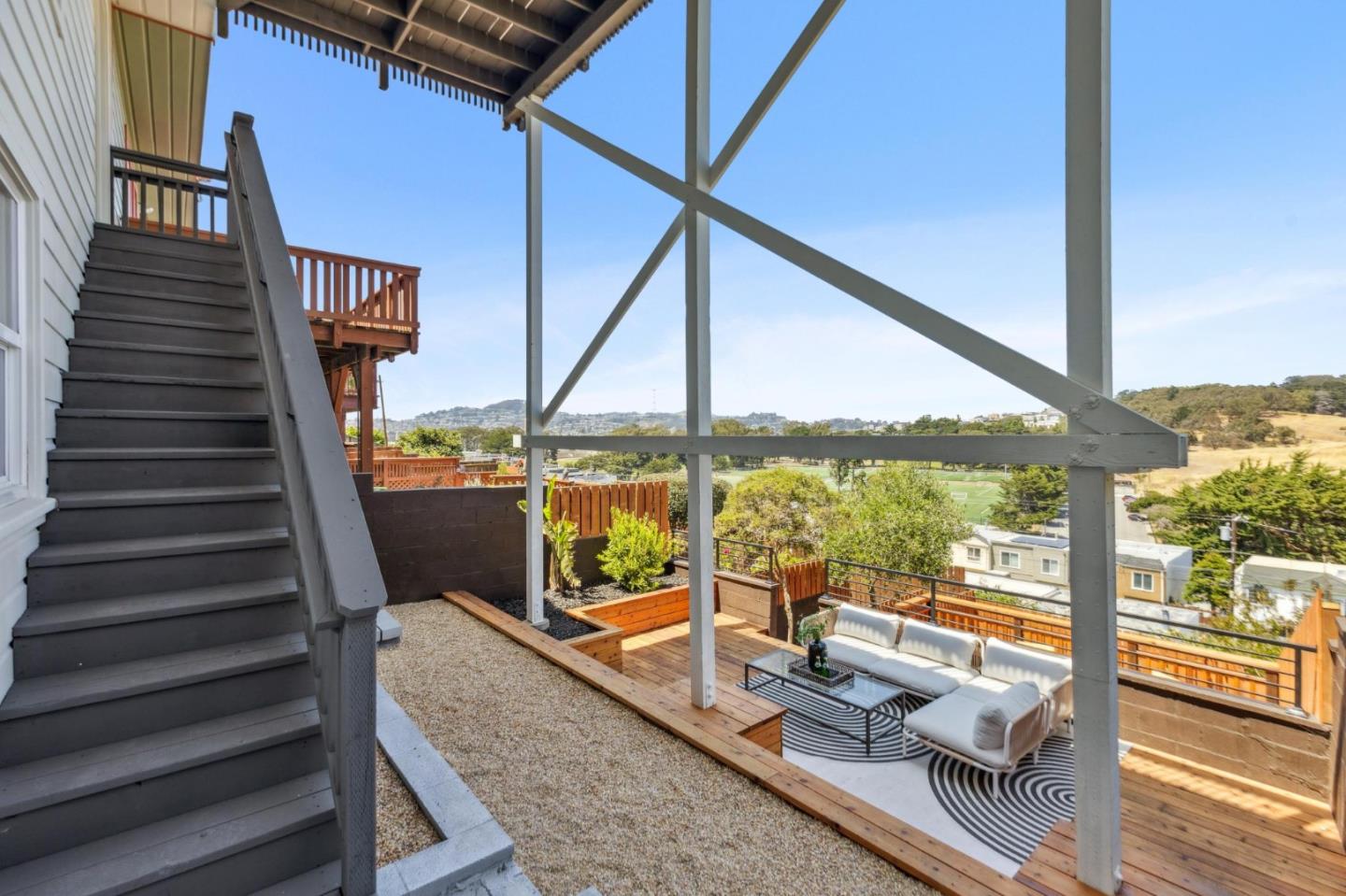 Detail Gallery Image 67 of 130 For 22 Chicago Way, San Francisco,  CA 94112 - 3 Beds | 2 Baths