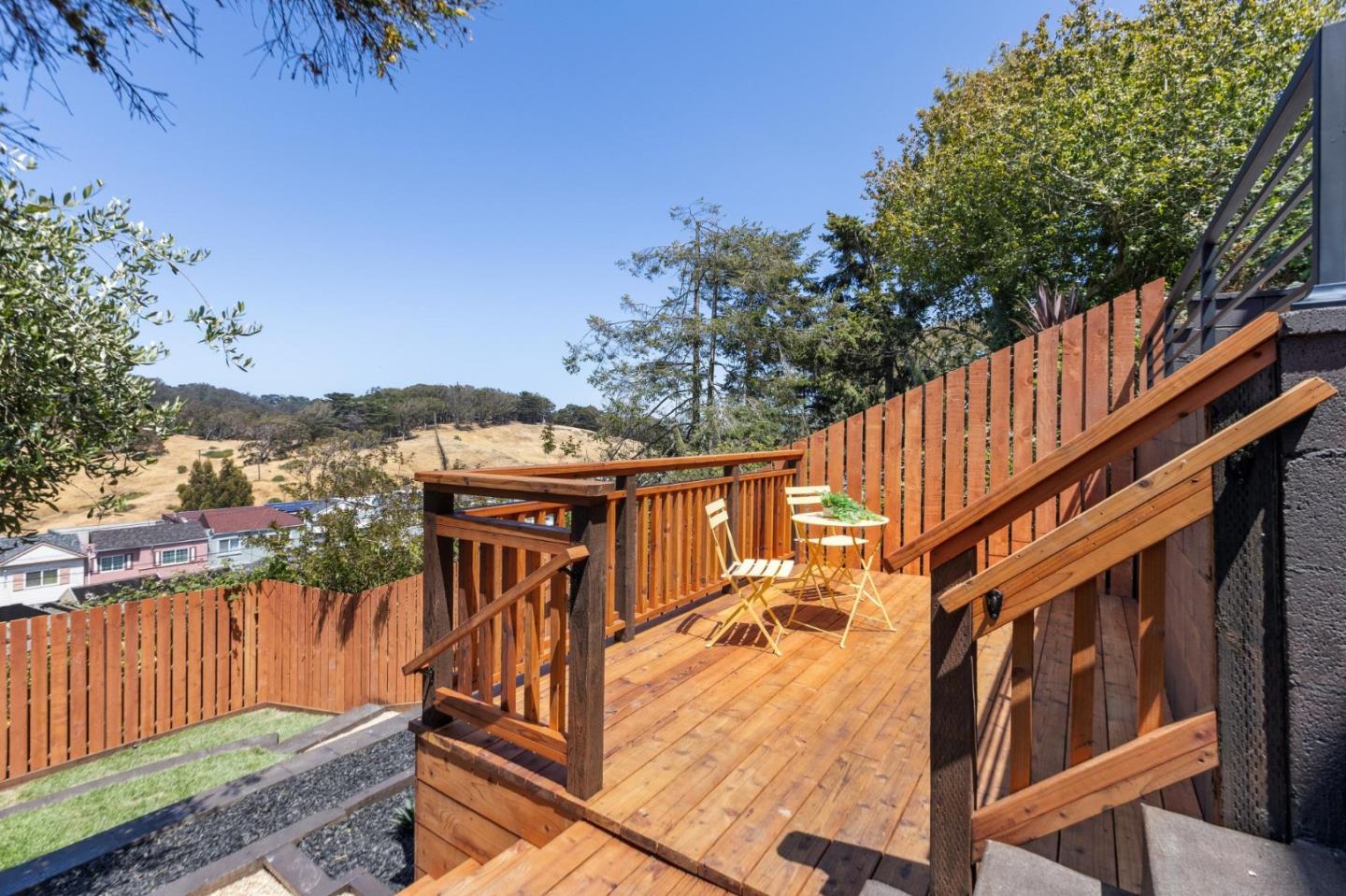 Detail Gallery Image 72 of 130 For 22 Chicago Way, San Francisco,  CA 94112 - 3 Beds | 2 Baths