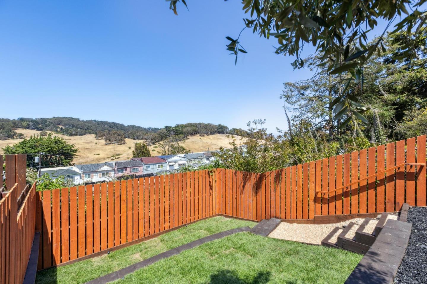 Detail Gallery Image 80 of 130 For 22 Chicago Way, San Francisco,  CA 94112 - 3 Beds | 2 Baths