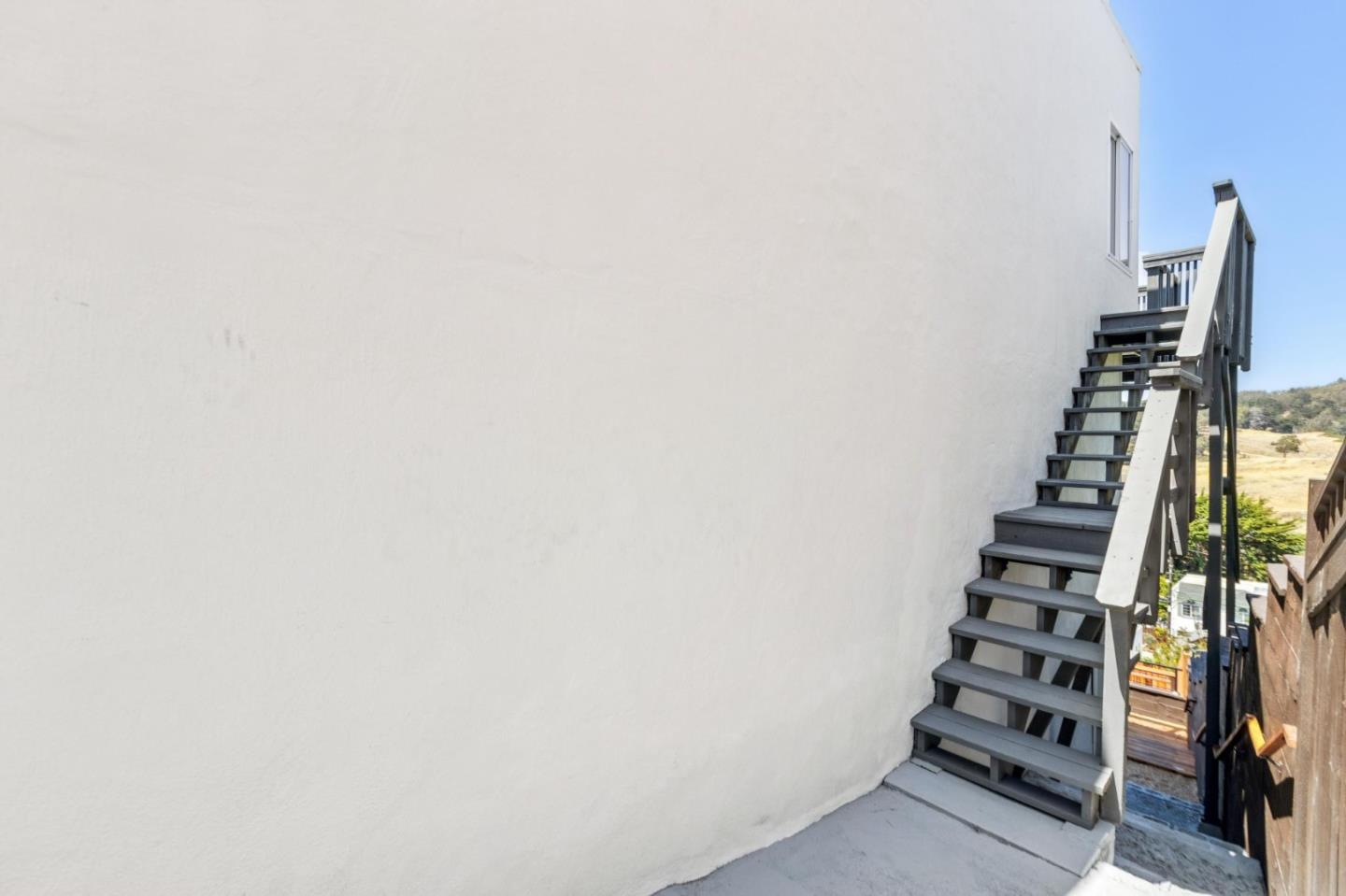 Detail Gallery Image 86 of 130 For 22 Chicago Way, San Francisco,  CA 94112 - 3 Beds | 2 Baths