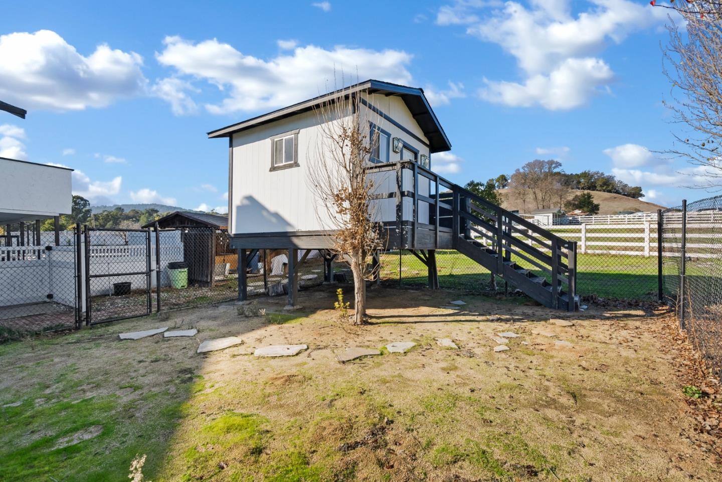 Detail Gallery Image 28 of 33 For 8202 Honeybee Ct, Gilroy,  CA 95020 - 4 Beds | 3/1 Baths