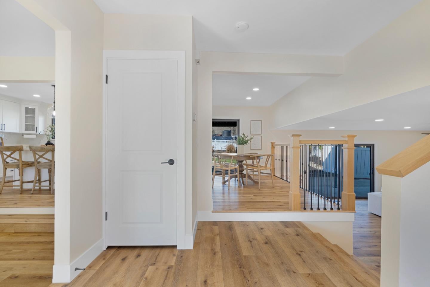 Detail Gallery Image 4 of 33 For 8202 Honeybee Ct, Gilroy,  CA 95020 - 4 Beds | 3/1 Baths