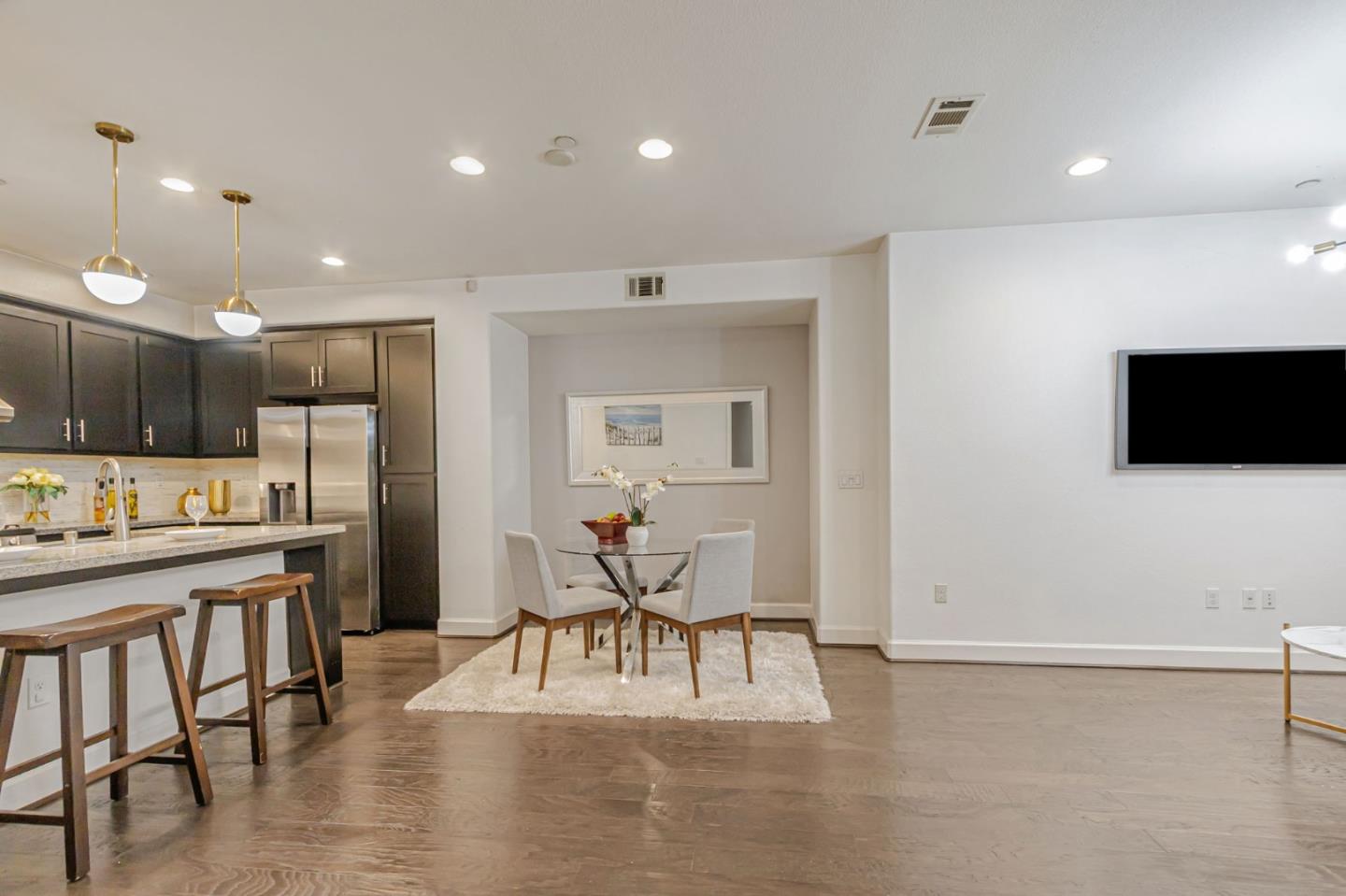 Detail Gallery Image 11 of 47 For 168 Currlin Cir, Milpitas,  CA 95035 - 3 Beds | 2 Baths
