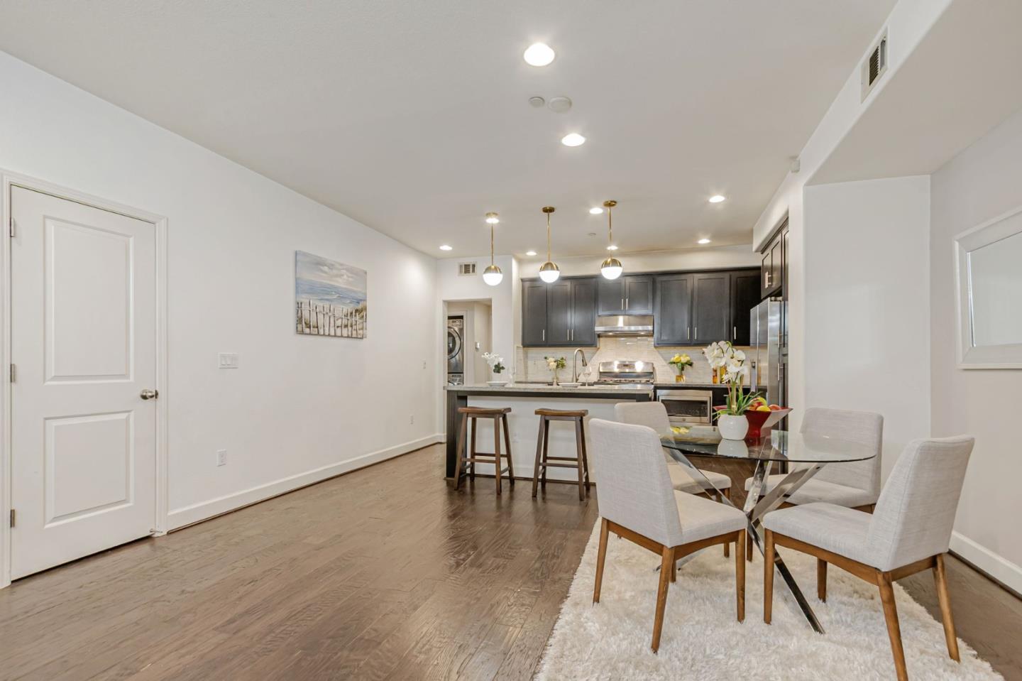 Detail Gallery Image 13 of 47 For 168 Currlin Cir, Milpitas,  CA 95035 - 3 Beds | 2 Baths