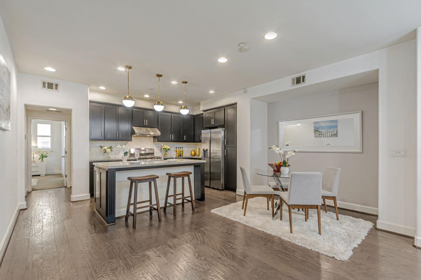 Detail Gallery Image 5 of 47 For 168 Currlin Cir, Milpitas,  CA 95035 - 3 Beds | 2 Baths