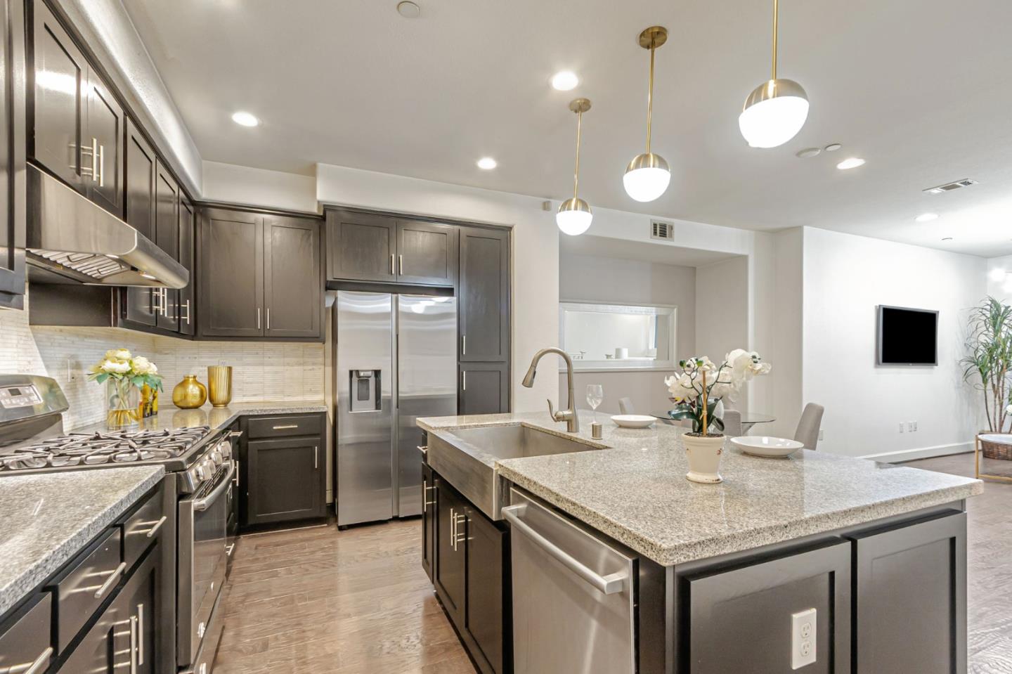 Detail Gallery Image 9 of 47 For 168 Currlin Cir, Milpitas,  CA 95035 - 3 Beds | 2 Baths
