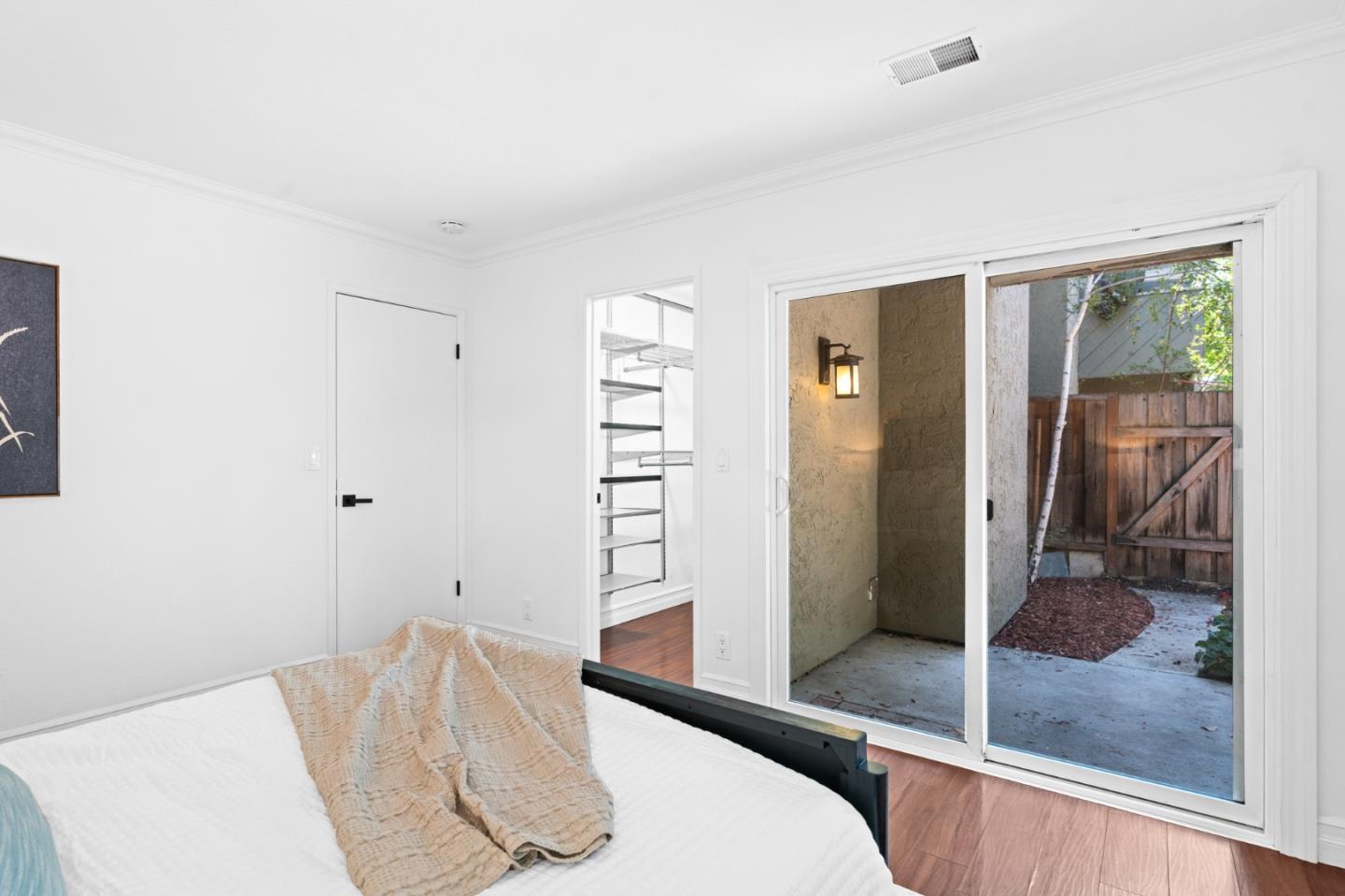 Detail Gallery Image 27 of 47 For 2124 Canoas Garden Ave #2,  San Jose,  CA 95125 - 2 Beds | 1/1 Baths