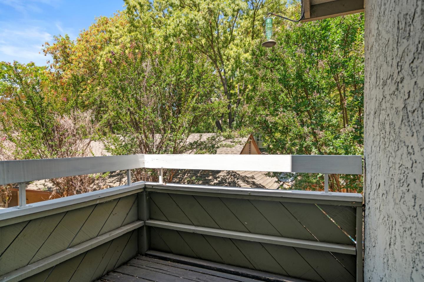 Detail Gallery Image 35 of 47 For 2124 Canoas Garden Ave #2,  San Jose,  CA 95125 - 2 Beds | 1/1 Baths