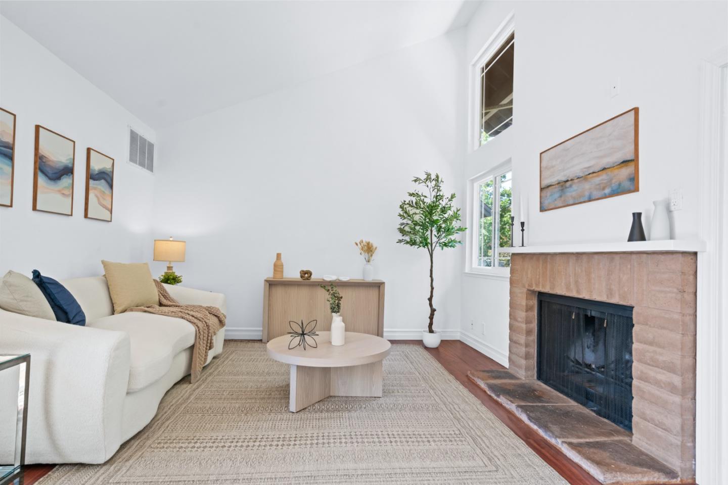 Detail Gallery Image 7 of 47 For 2124 Canoas Garden Ave #2,  San Jose,  CA 95125 - 2 Beds | 1/1 Baths