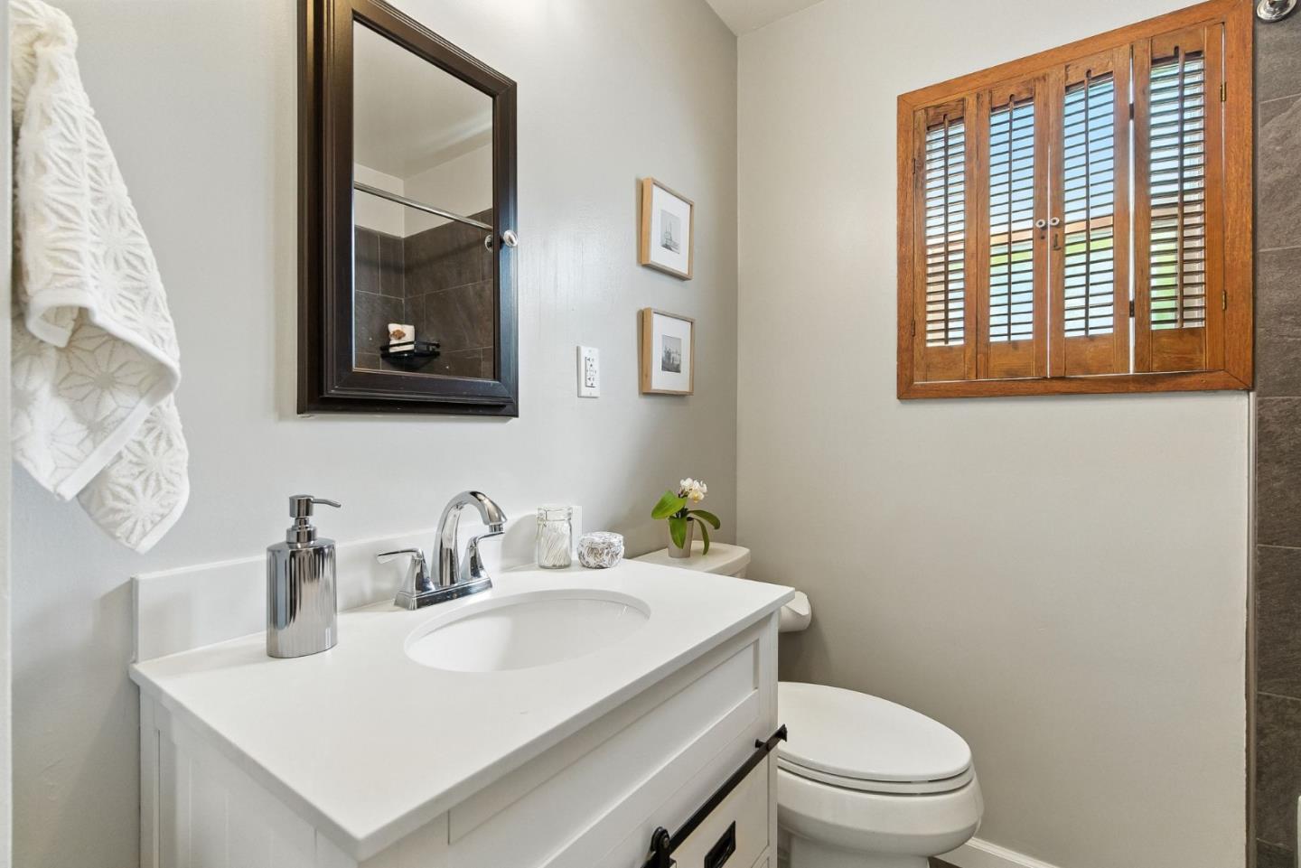 Detail Gallery Image 26 of 49 For 3612 Los Flores Ave, Concord,  CA 94519 - 3 Beds | 1 Baths