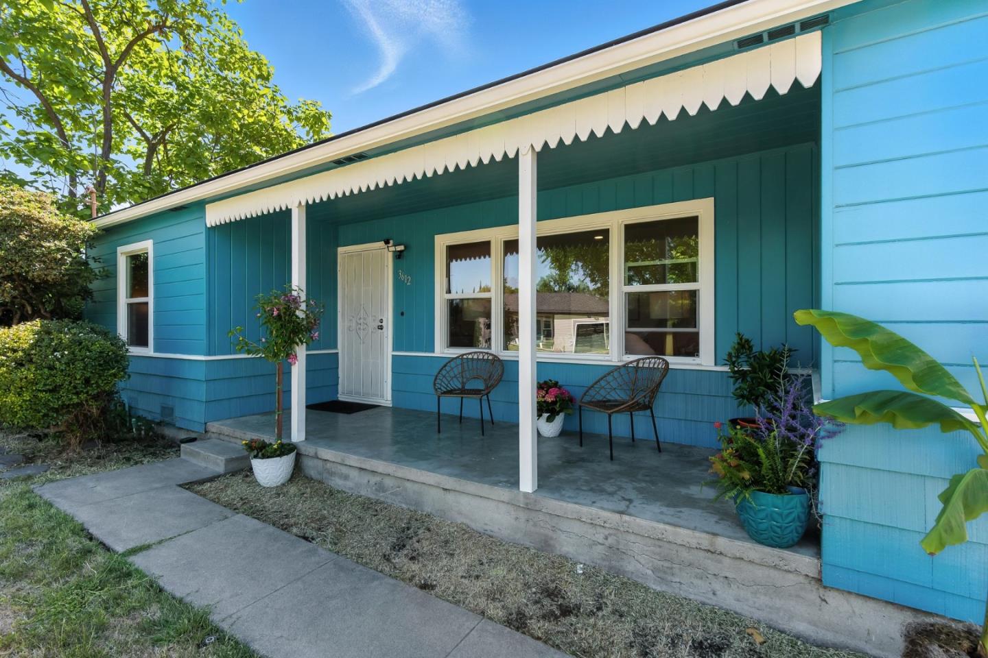 Detail Gallery Image 34 of 49 For 3612 Los Flores Ave, Concord,  CA 94519 - 3 Beds | 1 Baths
