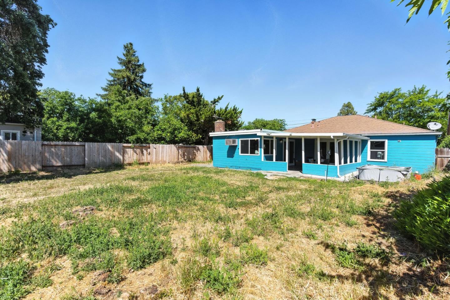 Detail Gallery Image 47 of 49 For 3612 Los Flores Ave, Concord,  CA 94519 - 3 Beds | 1 Baths