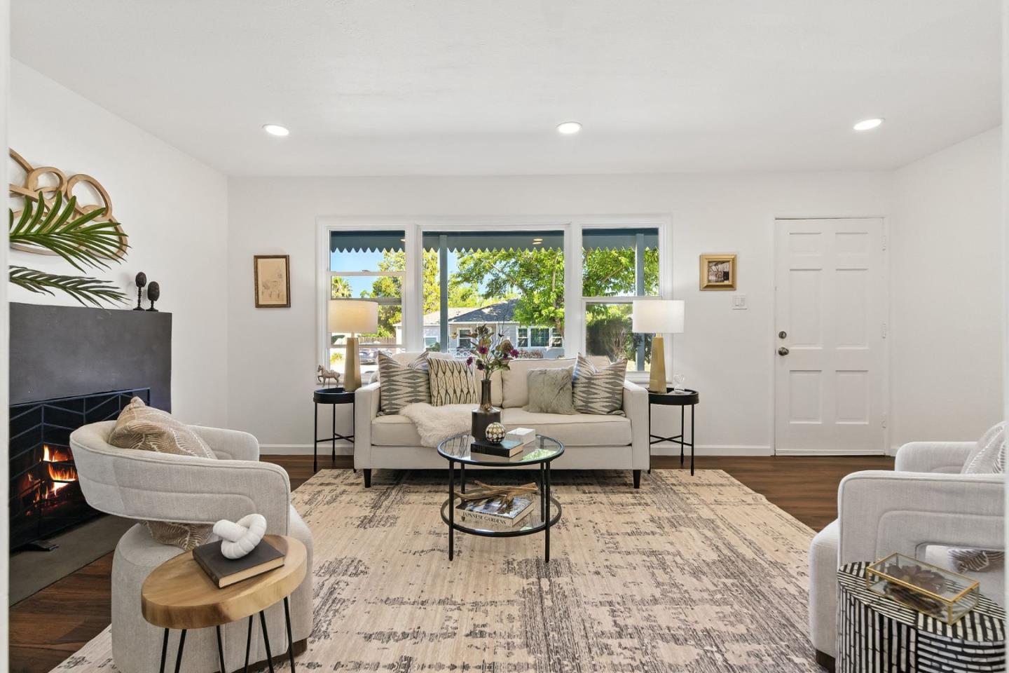 Detail Gallery Image 6 of 49 For 3612 Los Flores Ave, Concord,  CA 94519 - 3 Beds | 1 Baths