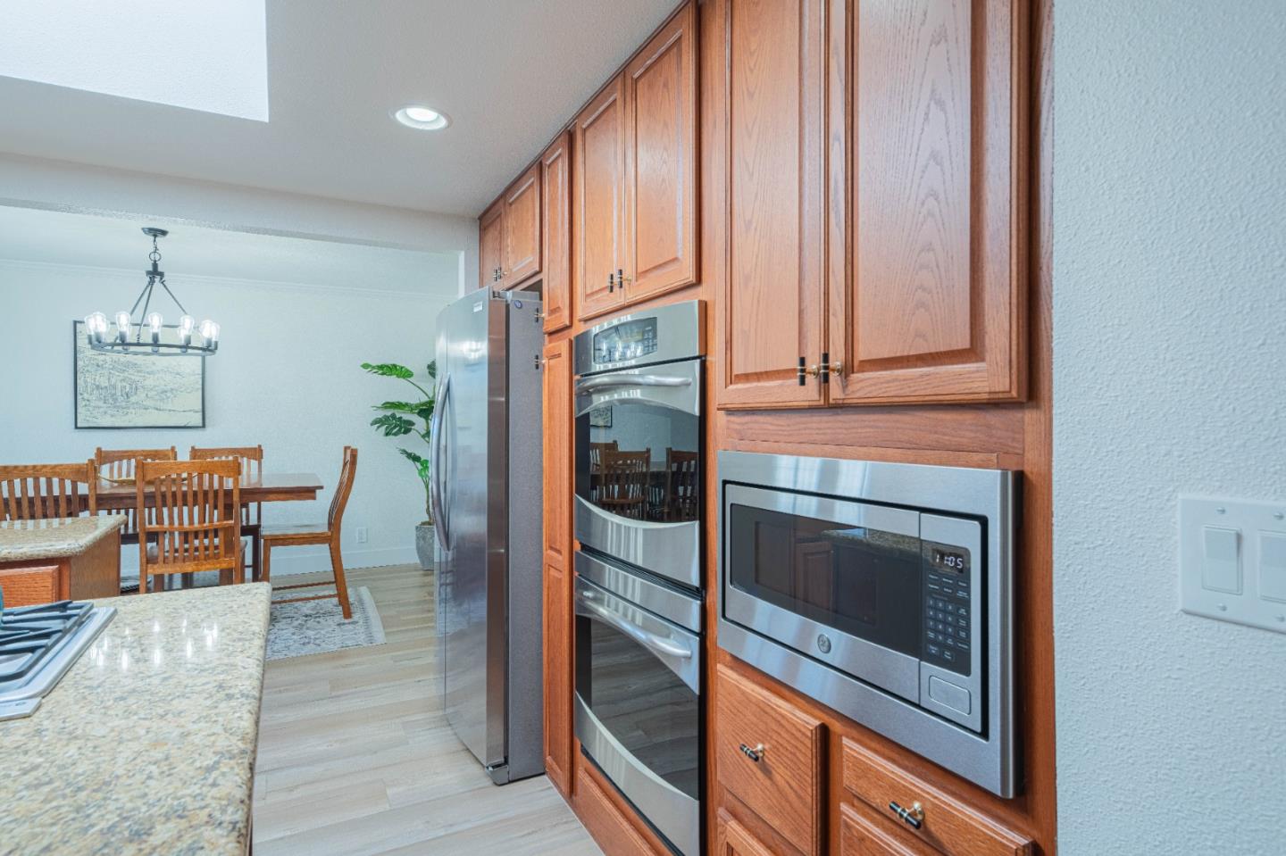 Detail Gallery Image 15 of 48 For 22800 Bravo Pl, Salinas,  CA 93908 - 3 Beds | 2 Baths