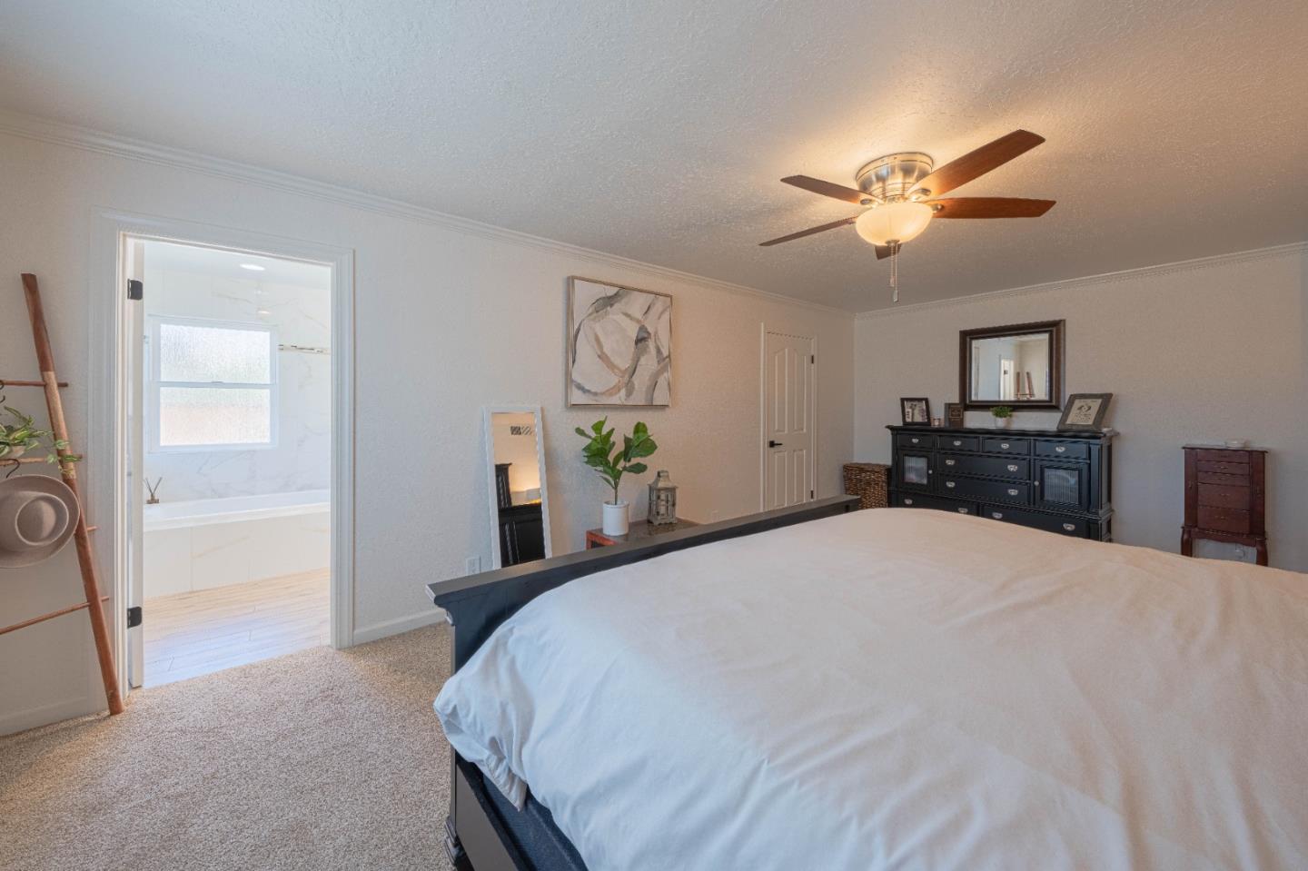 Detail Gallery Image 25 of 48 For 22800 Bravo Pl, Salinas,  CA 93908 - 3 Beds | 2 Baths
